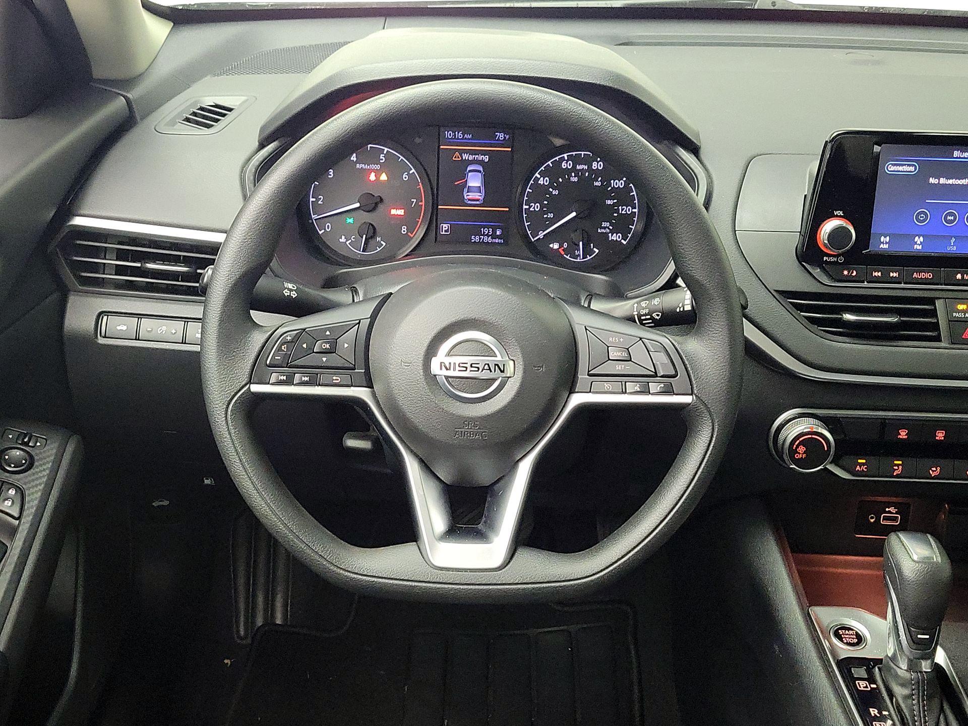 Thumbnail: 2021 Nissan Altima - 10