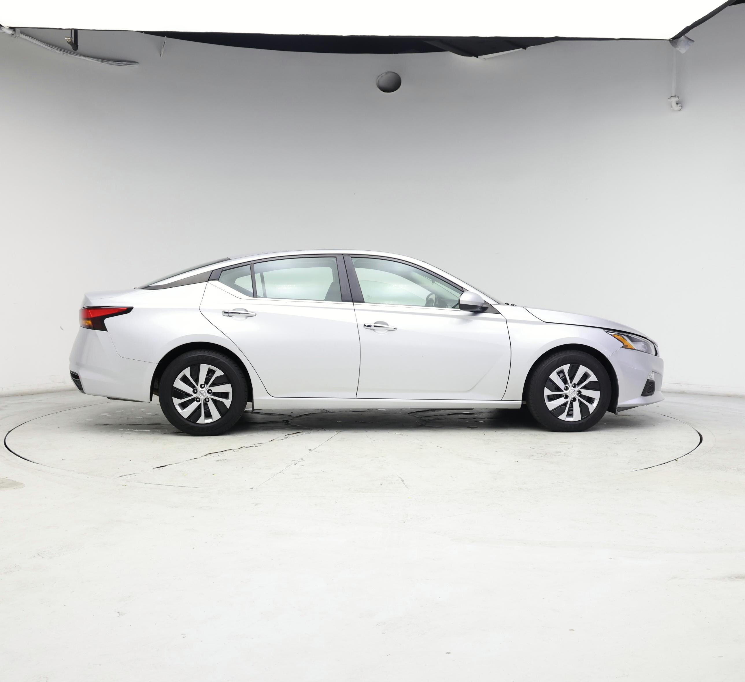 Thumbnail: 2021 Nissan Altima - 7