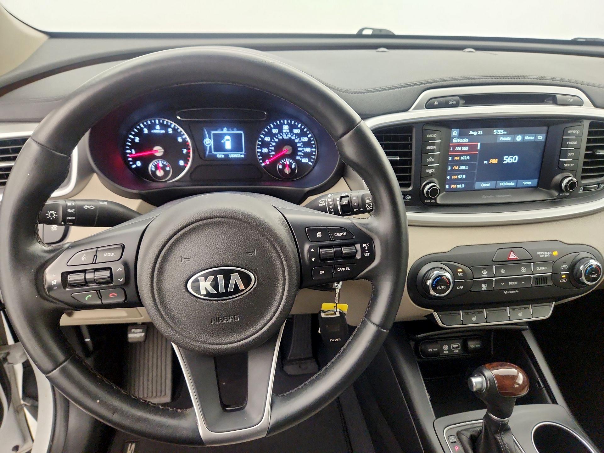 Thumbnail: 2018 Kia Sorento - 9