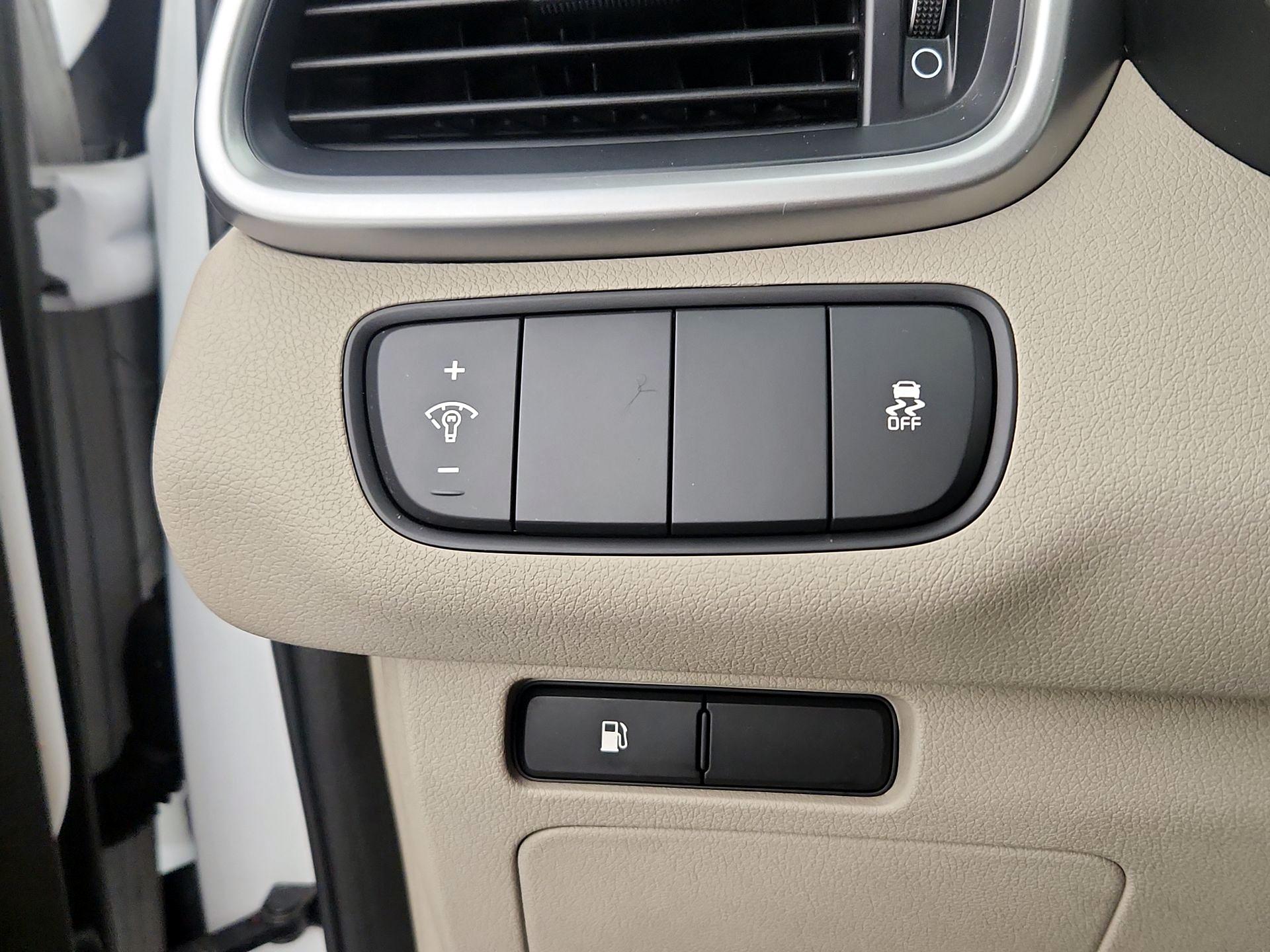 Thumbnail: 2018 Kia Sorento - 13