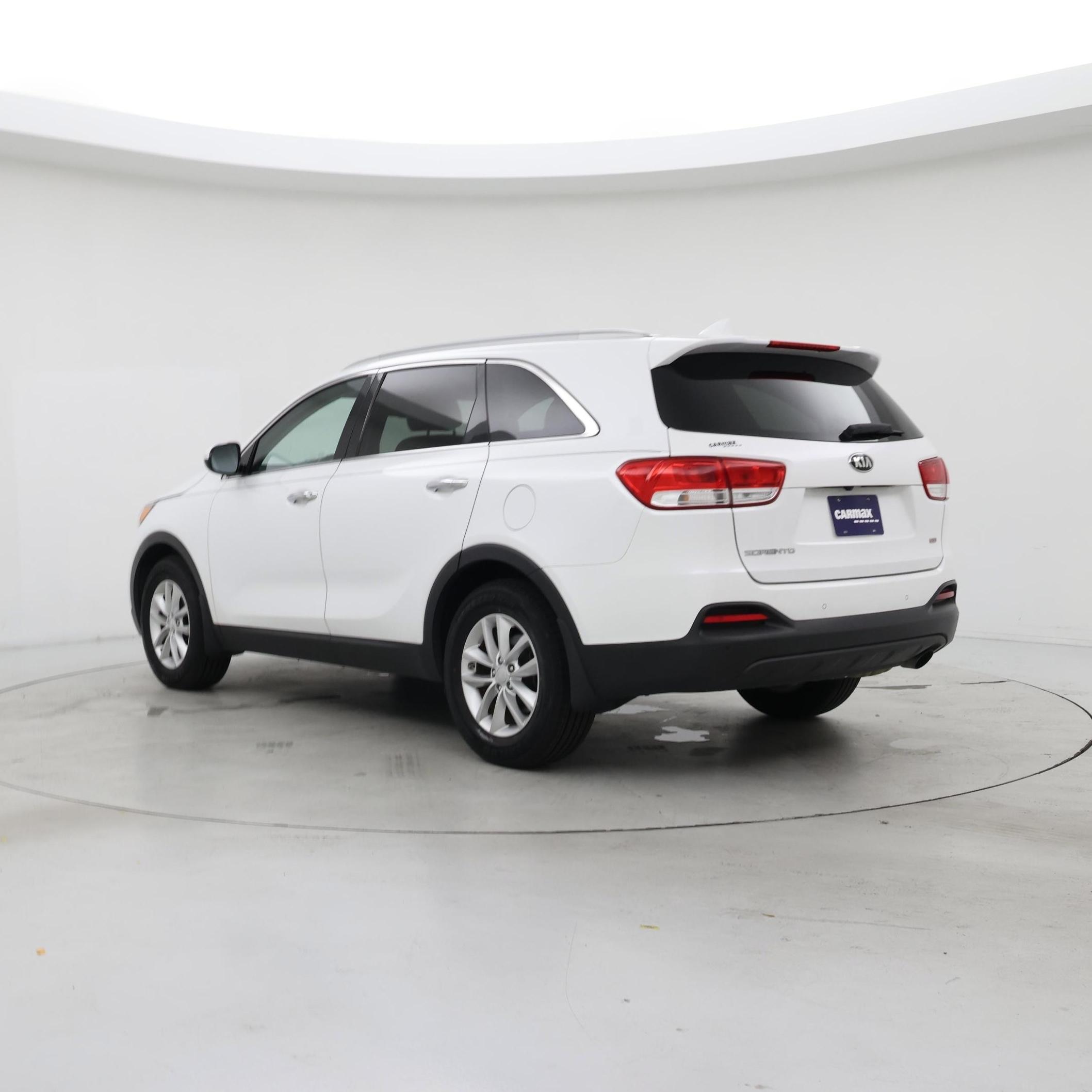 Thumbnail: 2018 Kia Sorento - 2