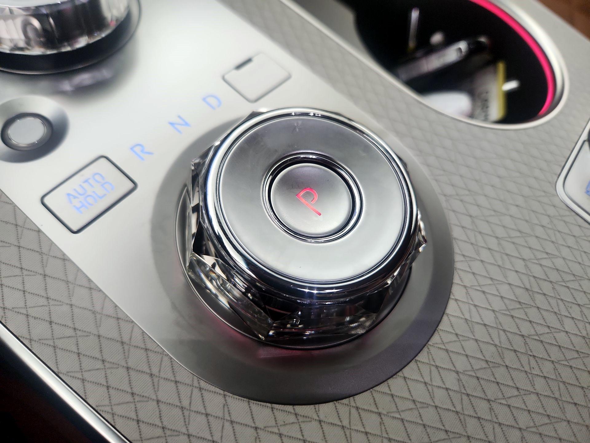 Thumbnail: 2025 Genesis GV80 - 18