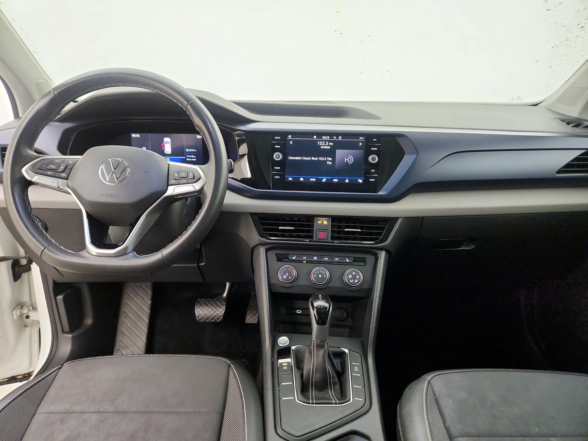 Thumbnail: 2022 Volkswagen Taos - 9