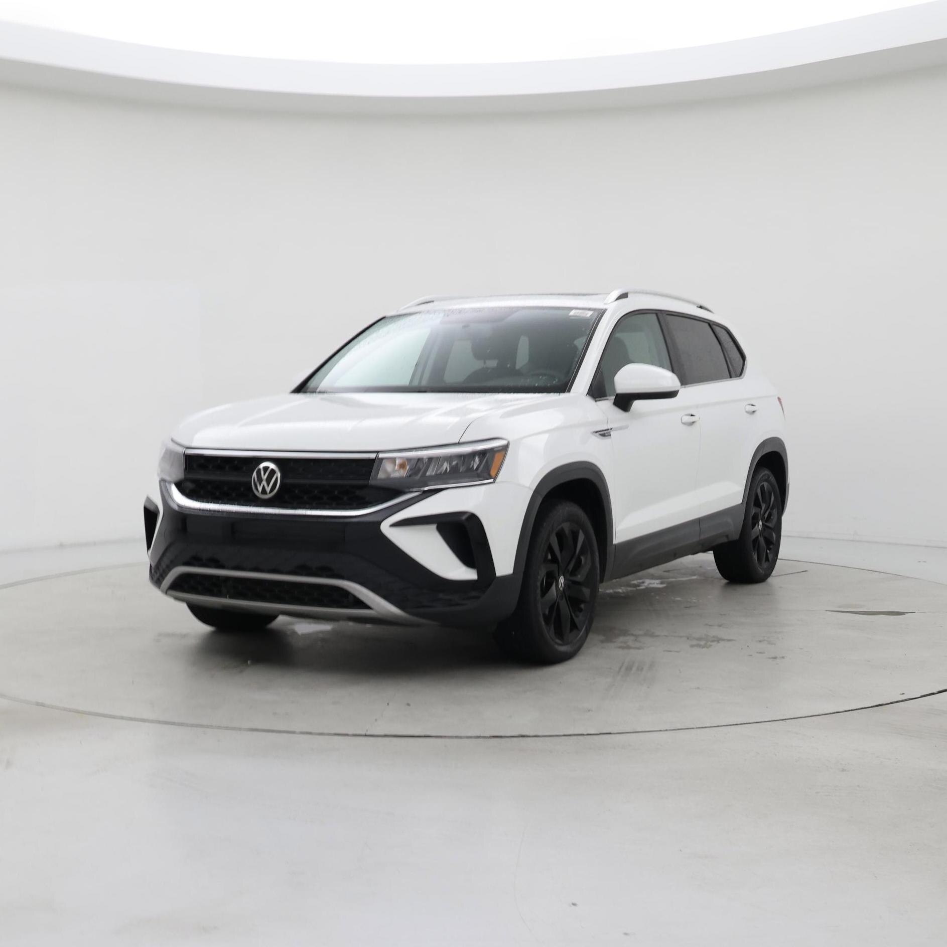 Thumbnail: 2022 Volkswagen Taos - 4