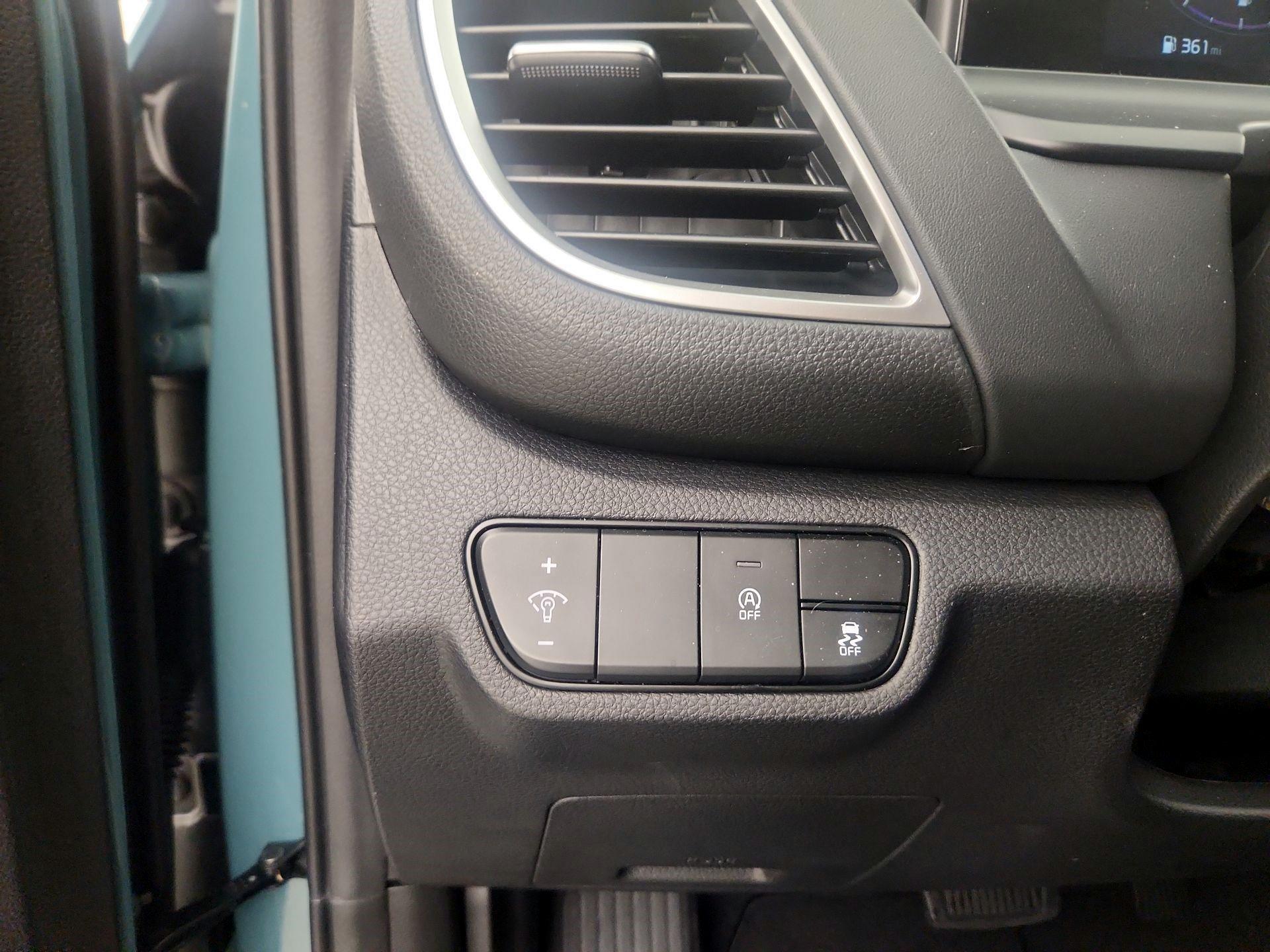 Thumbnail: 2025 Kia Seltos - 13