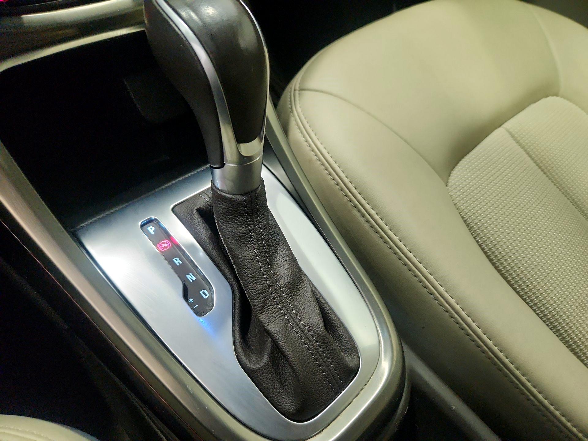 Thumbnail: 2016 Buick Verano - 17