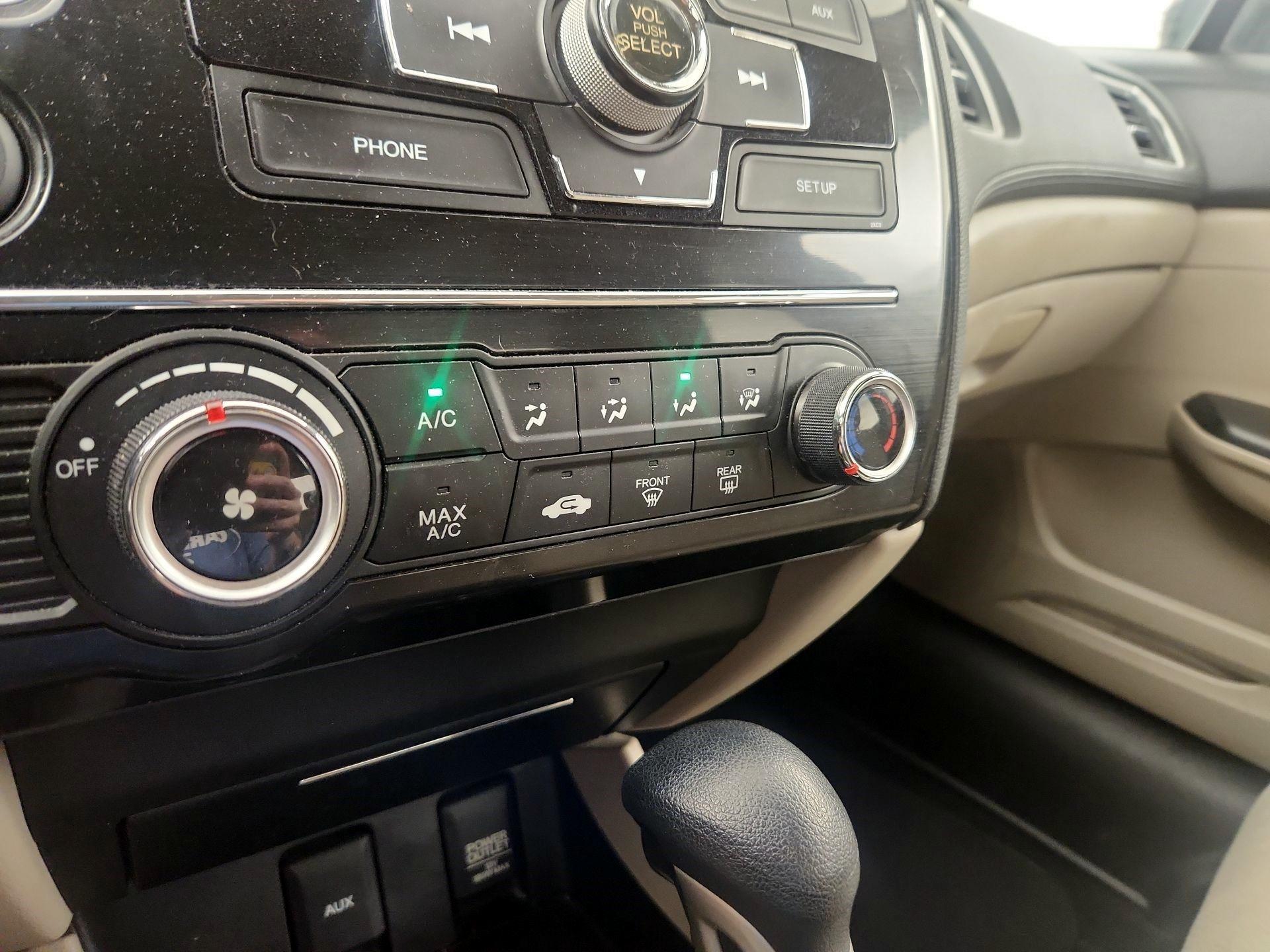 Thumbnail: 2013 Honda Civic - 14