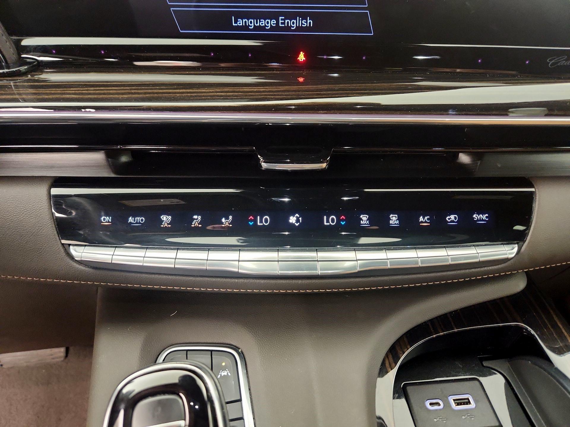 Thumbnail: 2022 Cadillac Escalade - 16