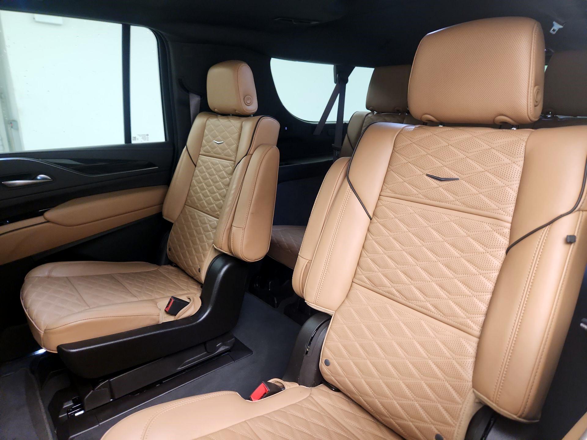 Thumbnail: 2022 Cadillac Escalade - 20