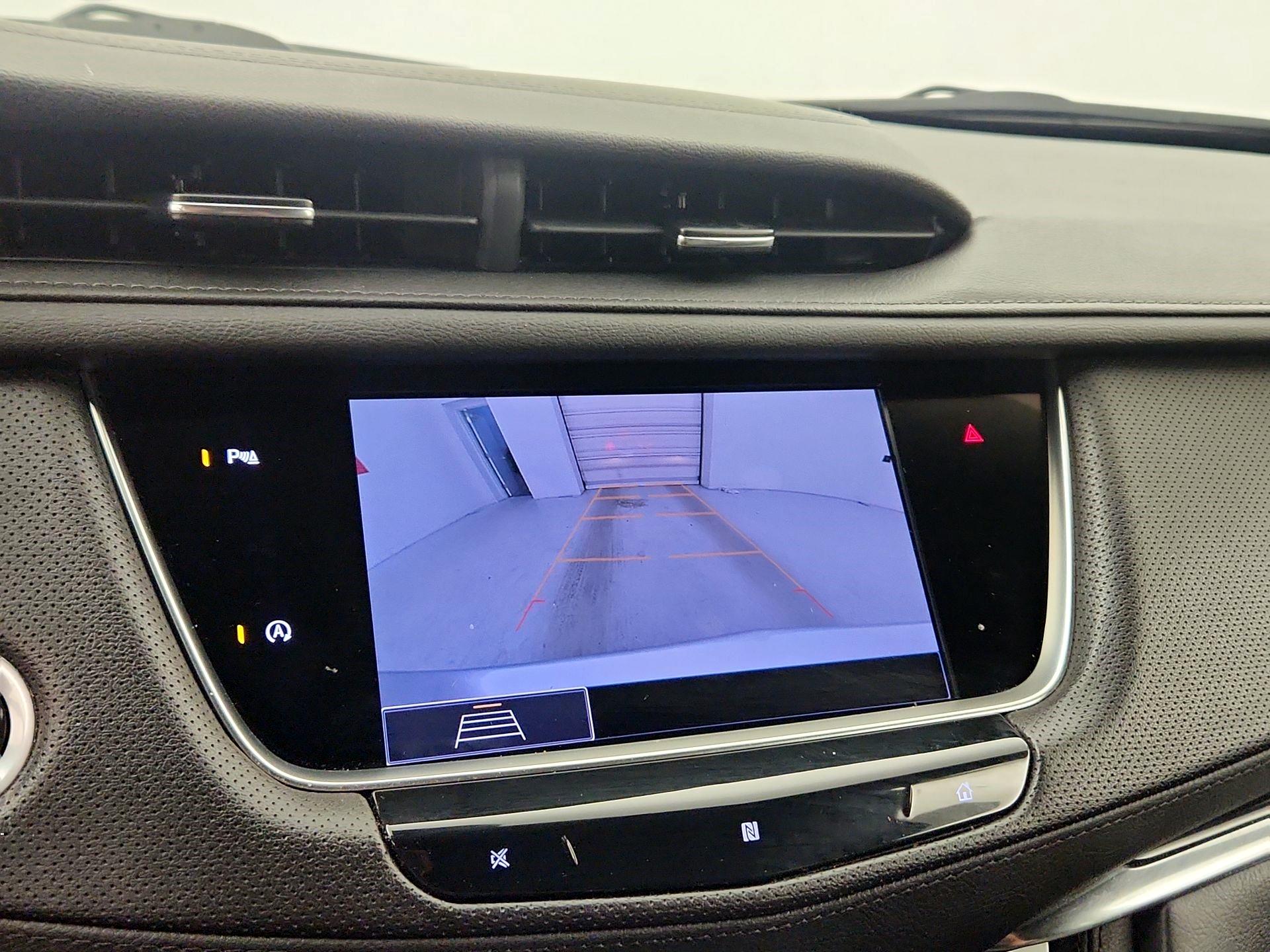 Thumbnail: 2020 Cadillac XT5 - 14