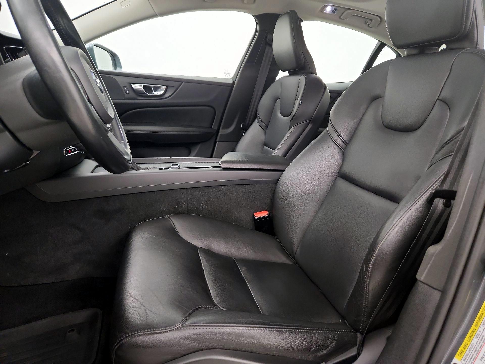 Thumbnail: 2019 Volvo S60 - 11
