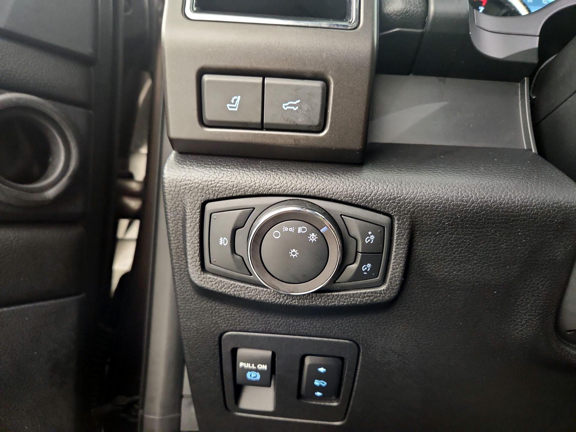 Thumbnail: 2018 Ford Expedition - 13