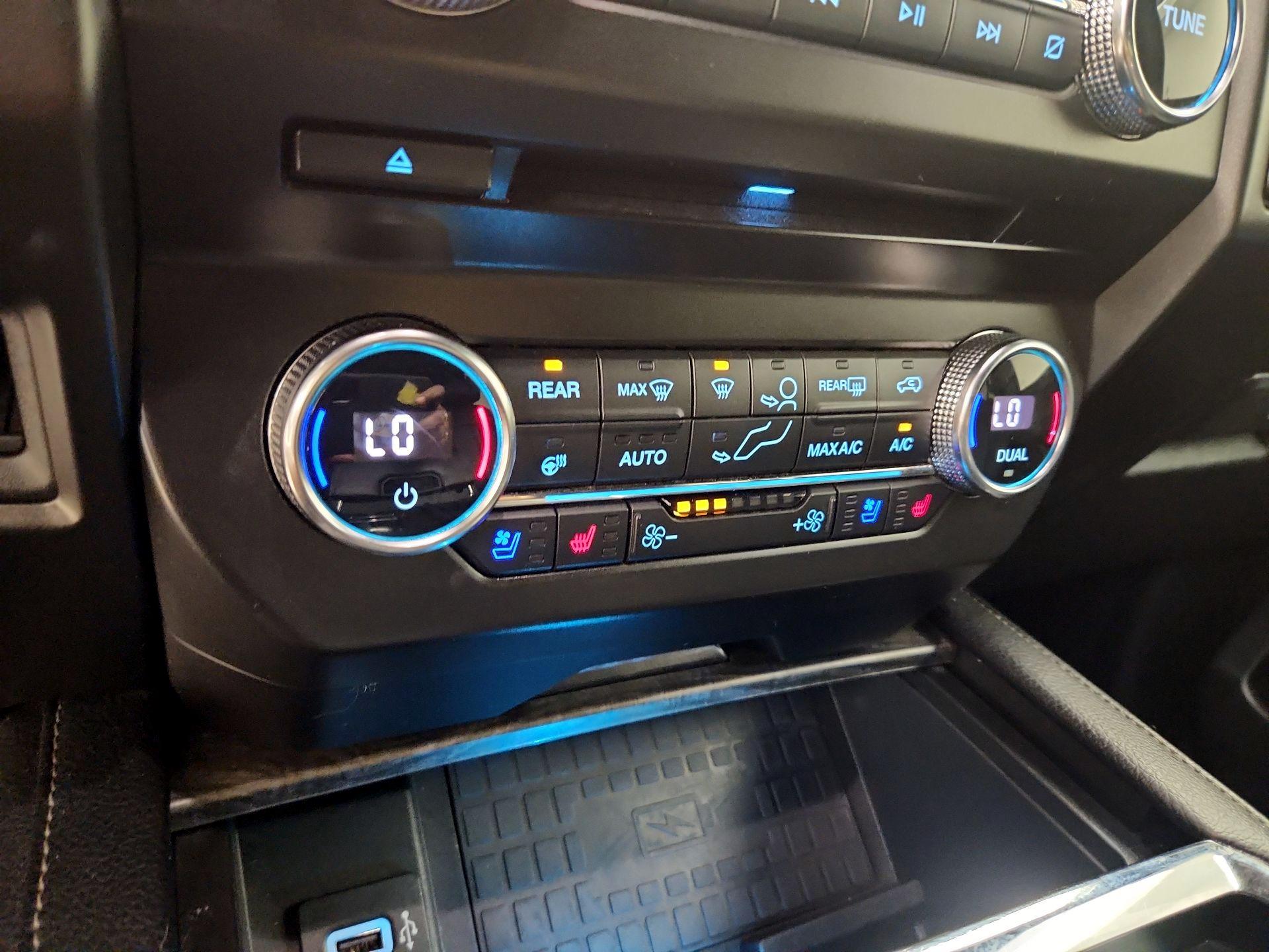 Thumbnail: 2018 Ford Expedition - 16