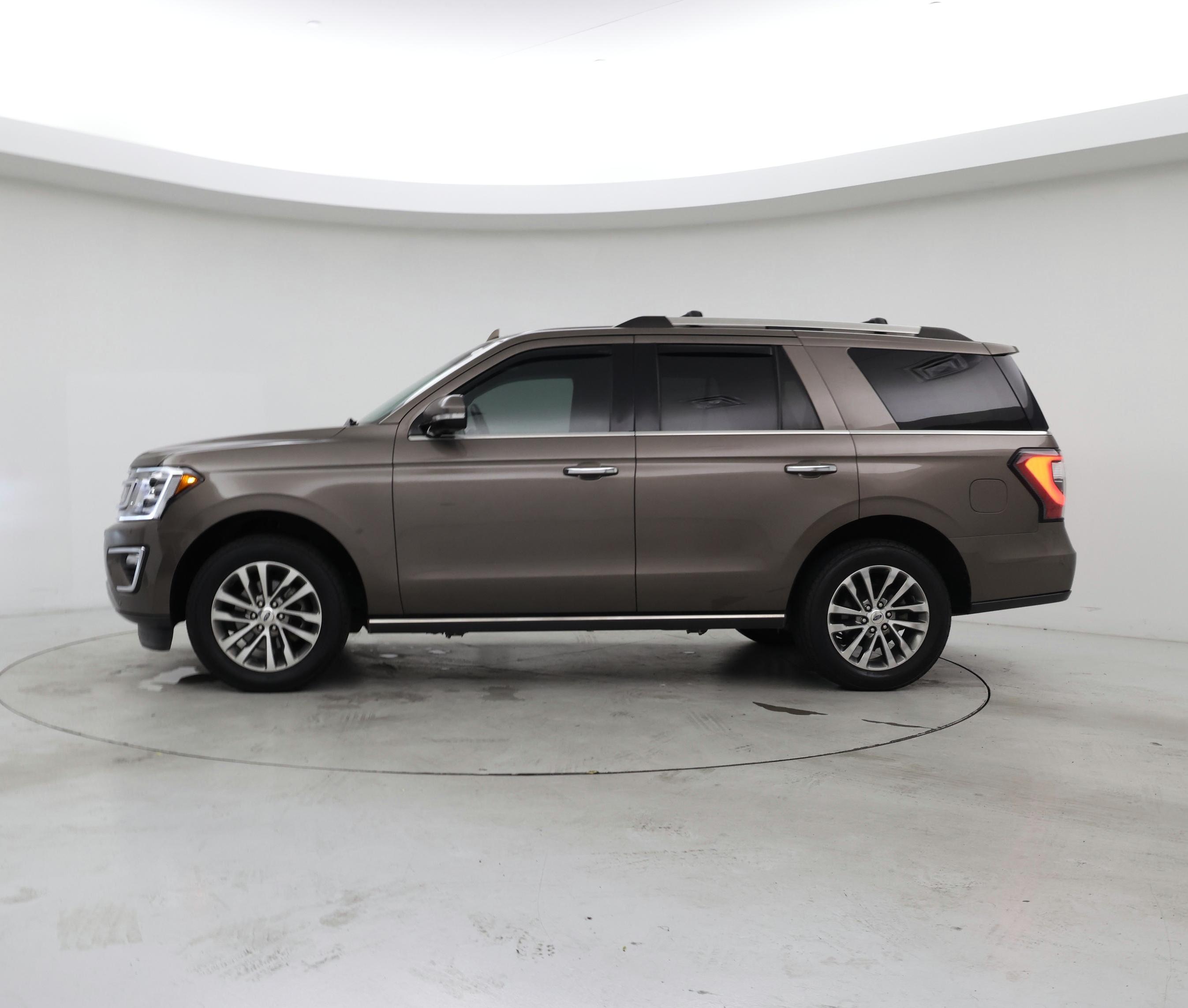 Thumbnail: 2018 Ford Expedition - 3