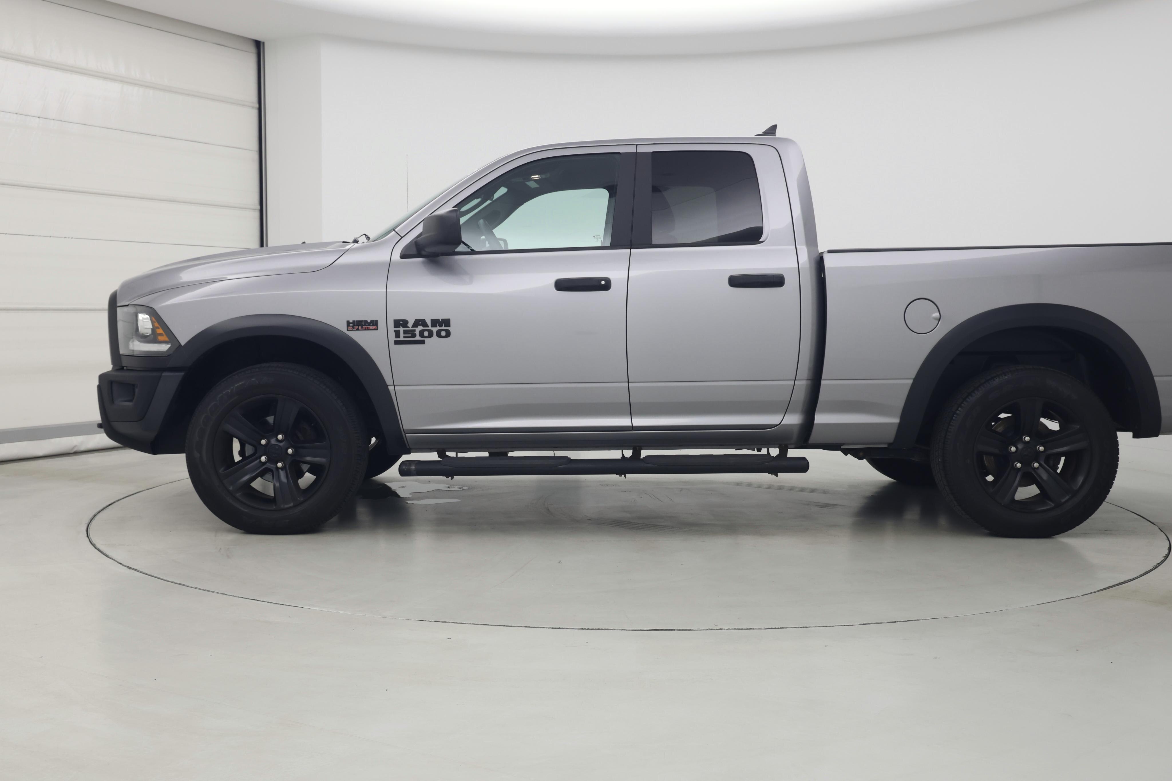Thumbnail: 2021 RAM 1500 Classic - 3