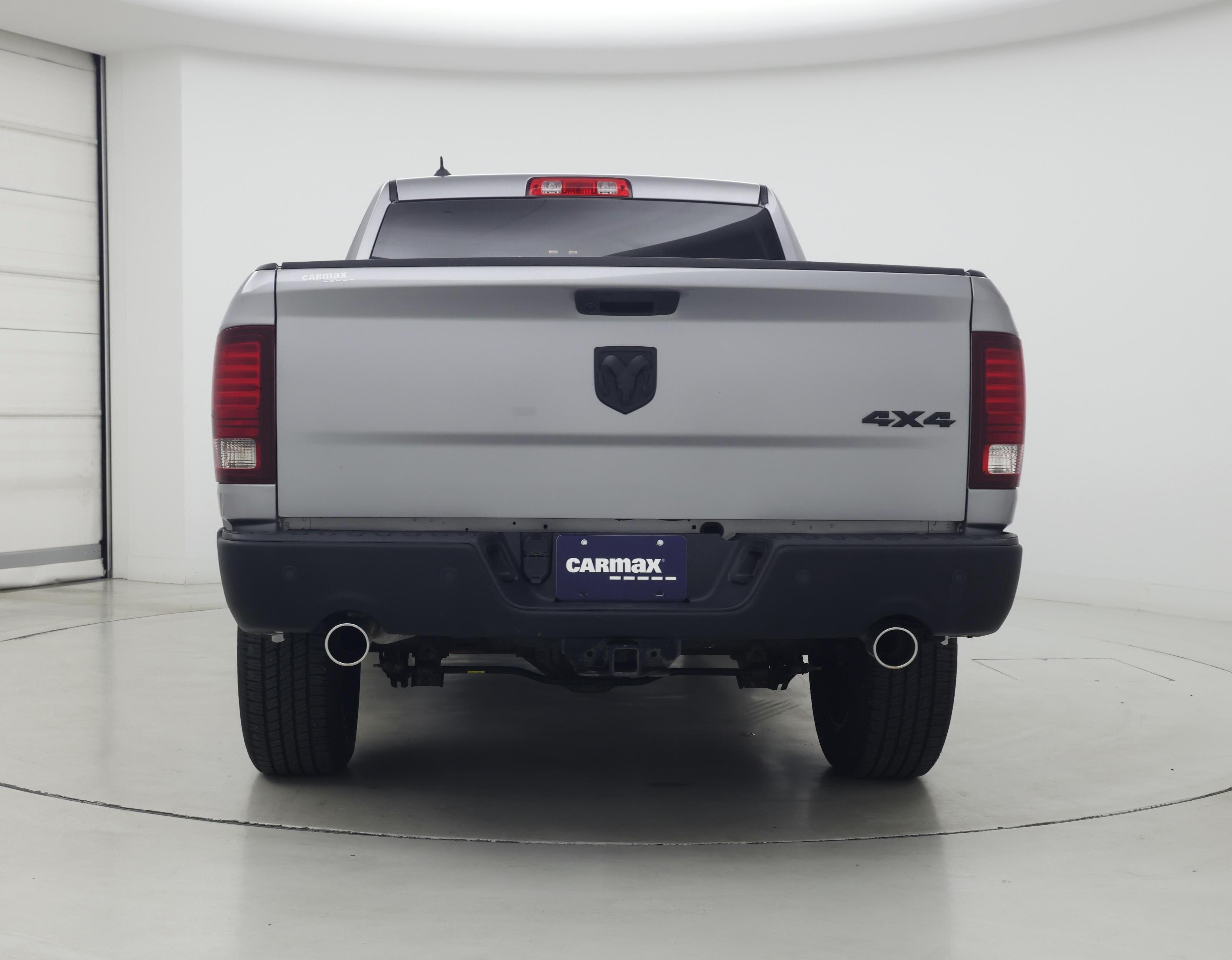 Thumbnail: 2021 RAM 1500 Classic - 6