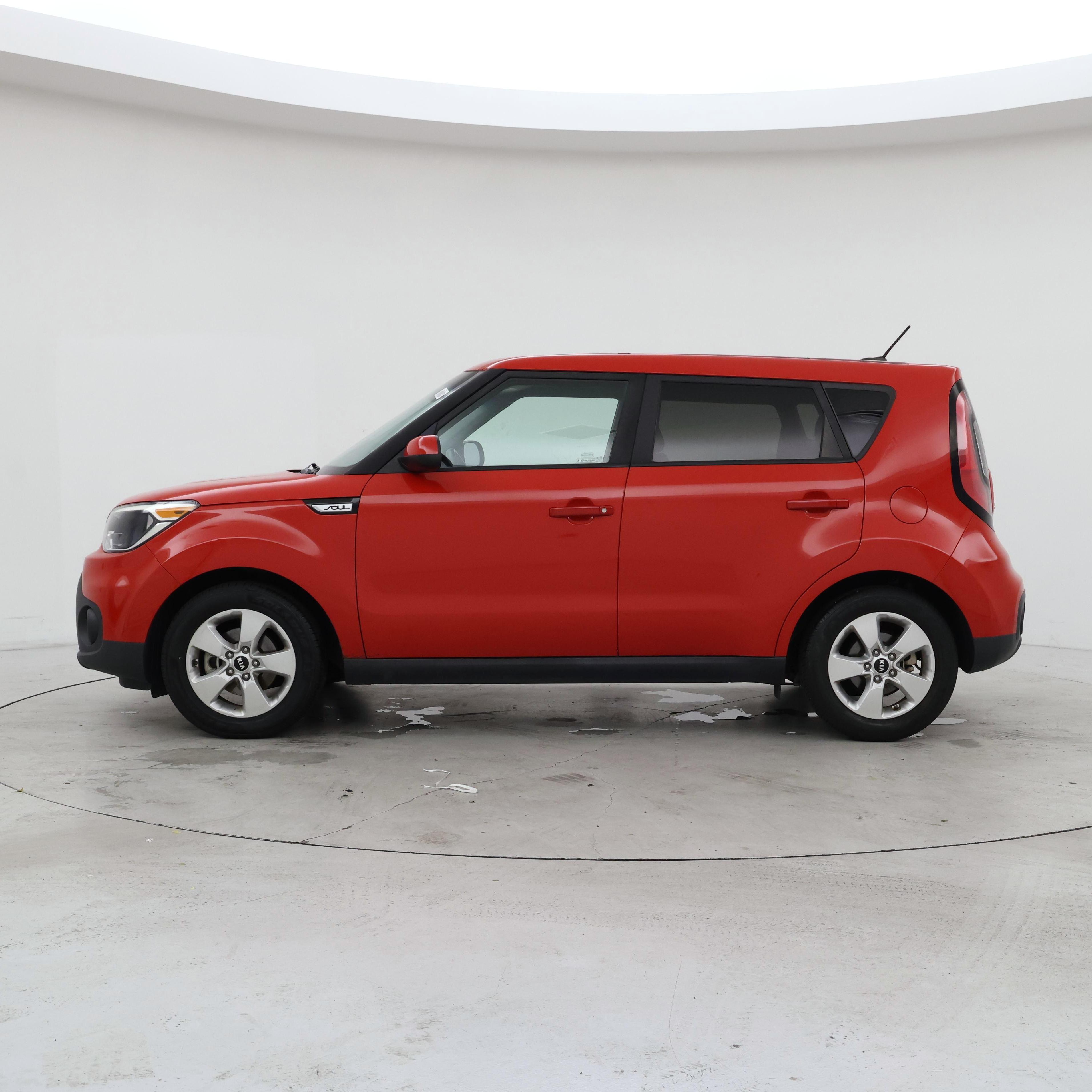 Thumbnail: 2019 Kia Soul - 3