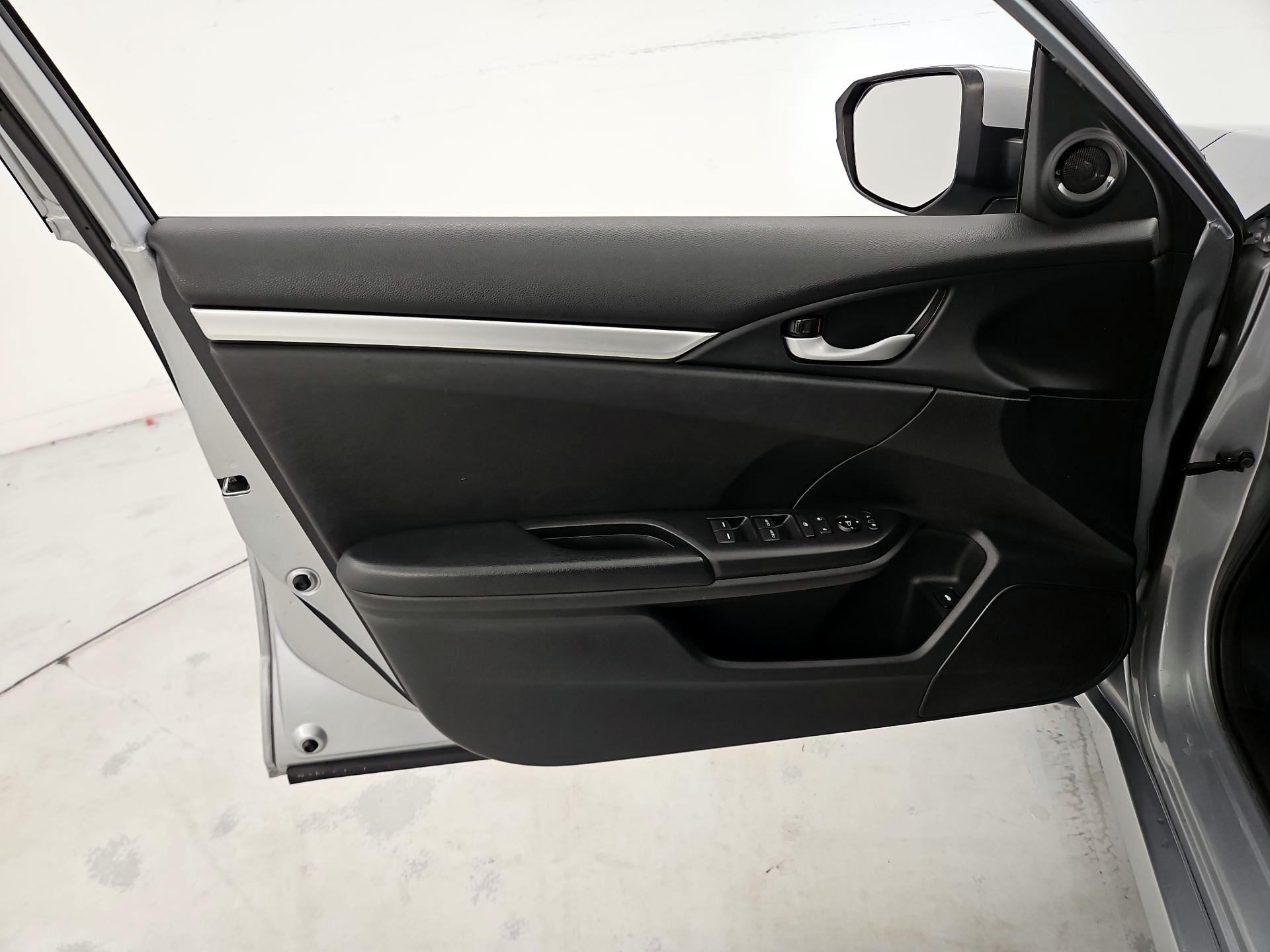 Thumbnail: 2020 Honda Civic - 12