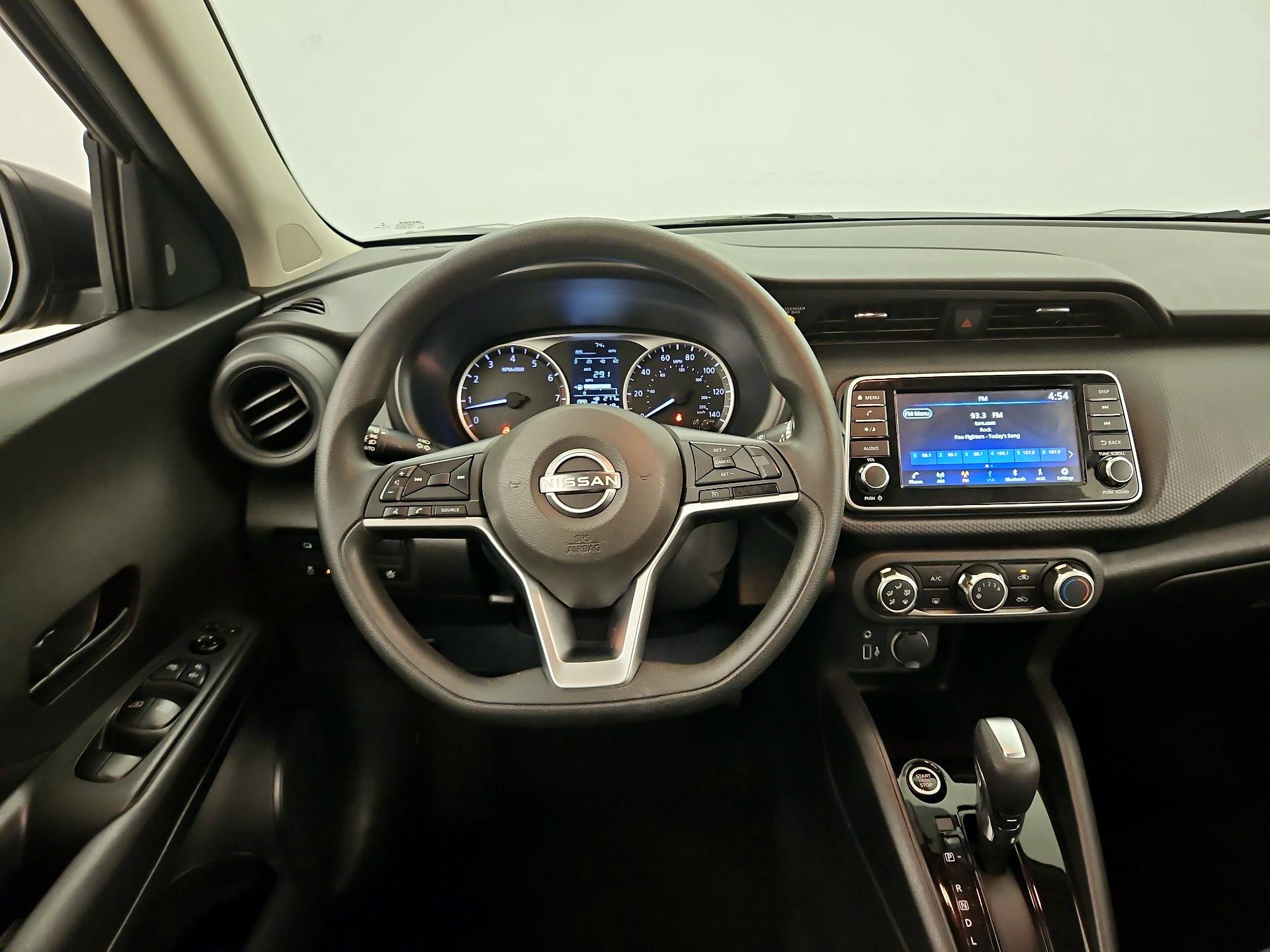 Thumbnail: 2022 Nissan Kicks - 10