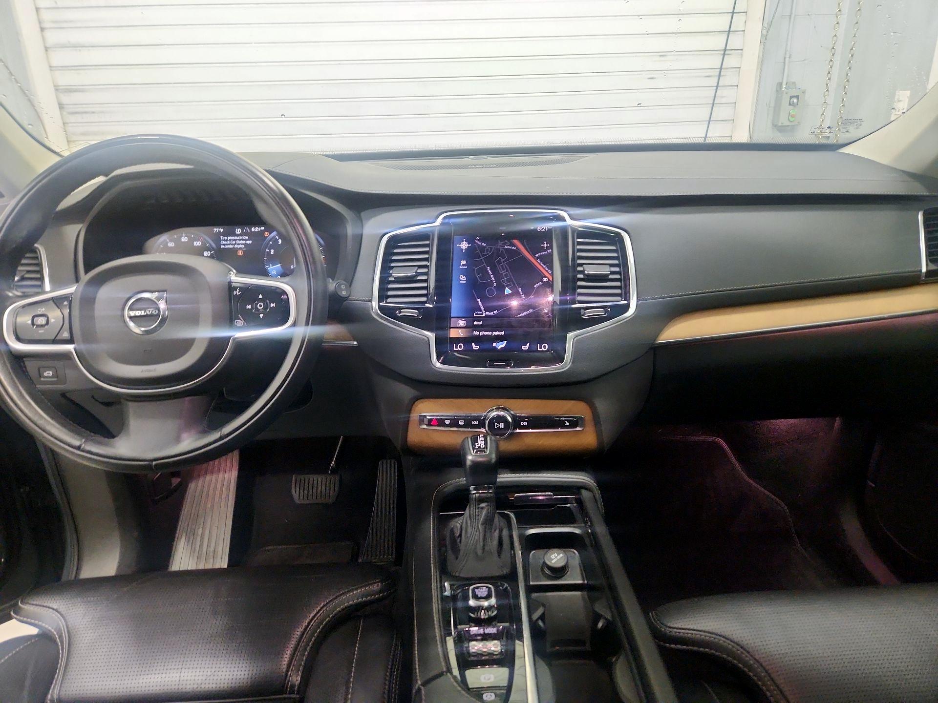 Thumbnail: 2020 Volvo XC90 - 9
