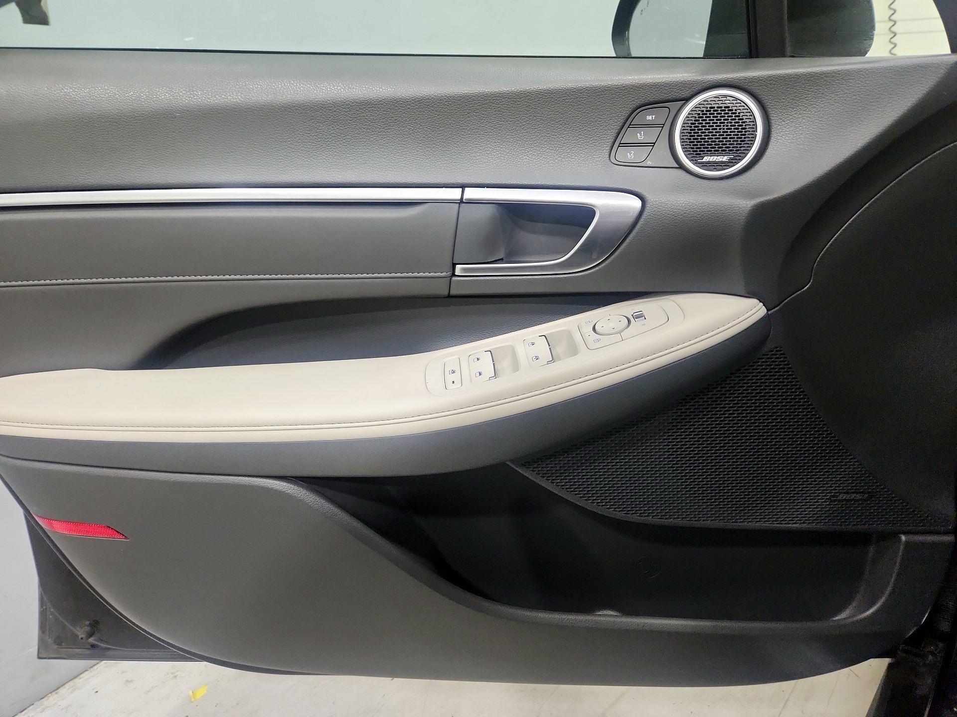 Thumbnail: 2023 Hyundai Sonata - 12