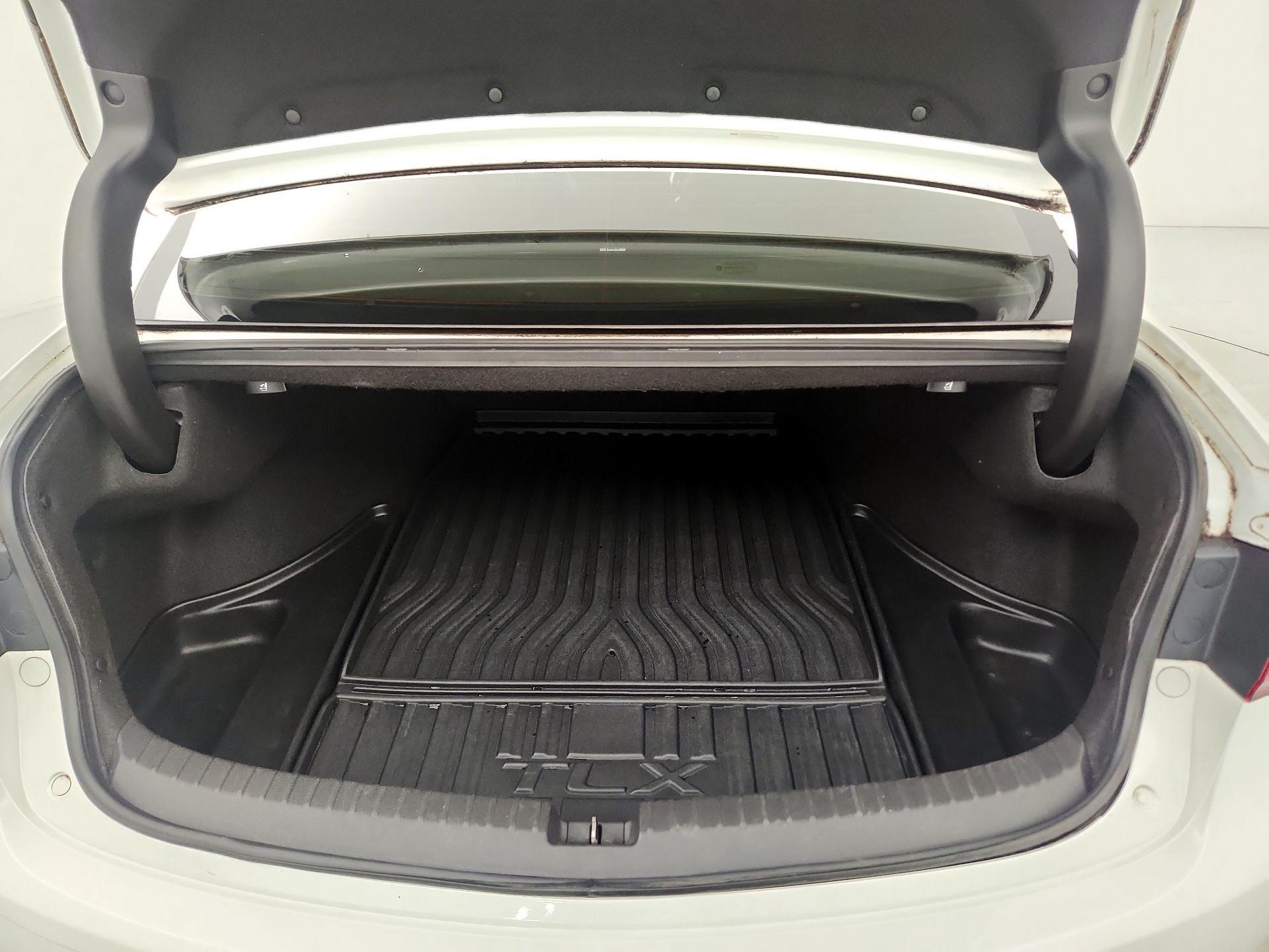 Thumbnail: 2015 Acura TLX - 20