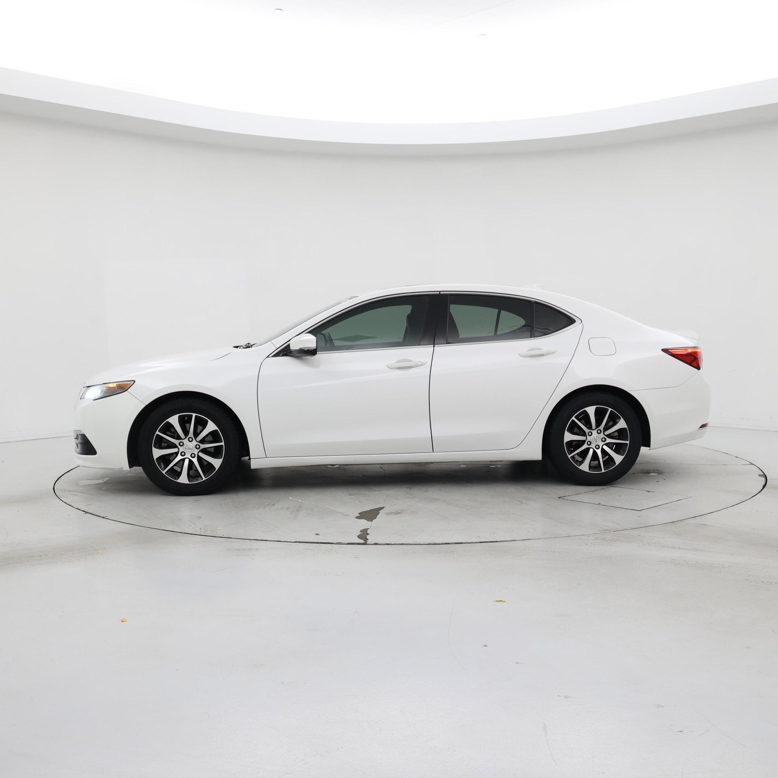 Thumbnail: 2015 Acura TLX - 3