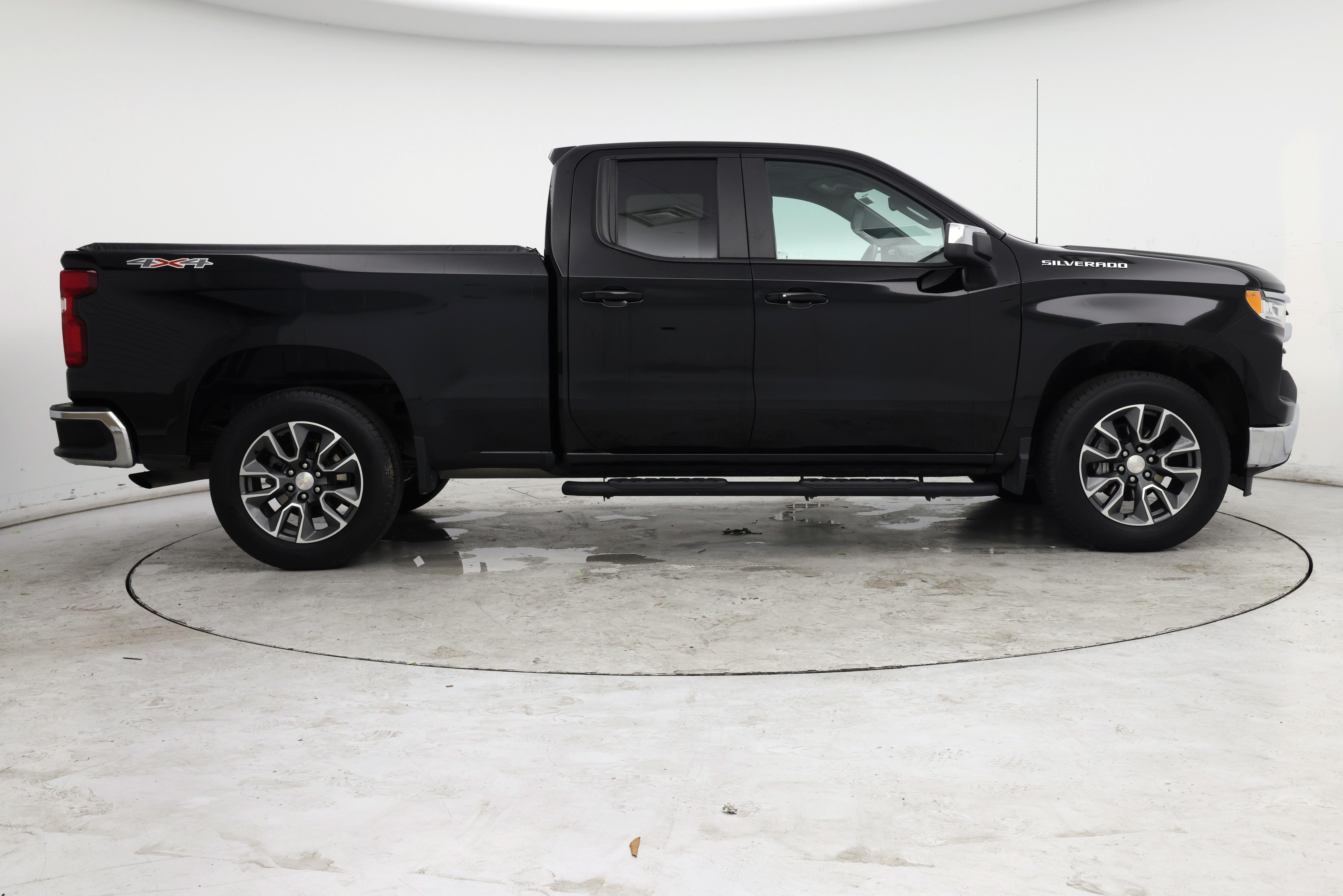 Thumbnail: 2023 Chevrolet Silverado 1500 - 7