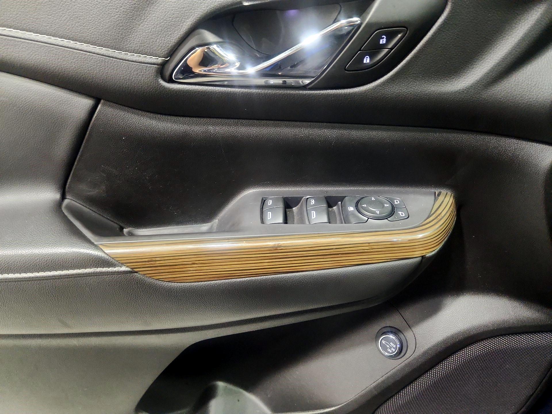 Thumbnail: 2022 GMC Acadia - 12