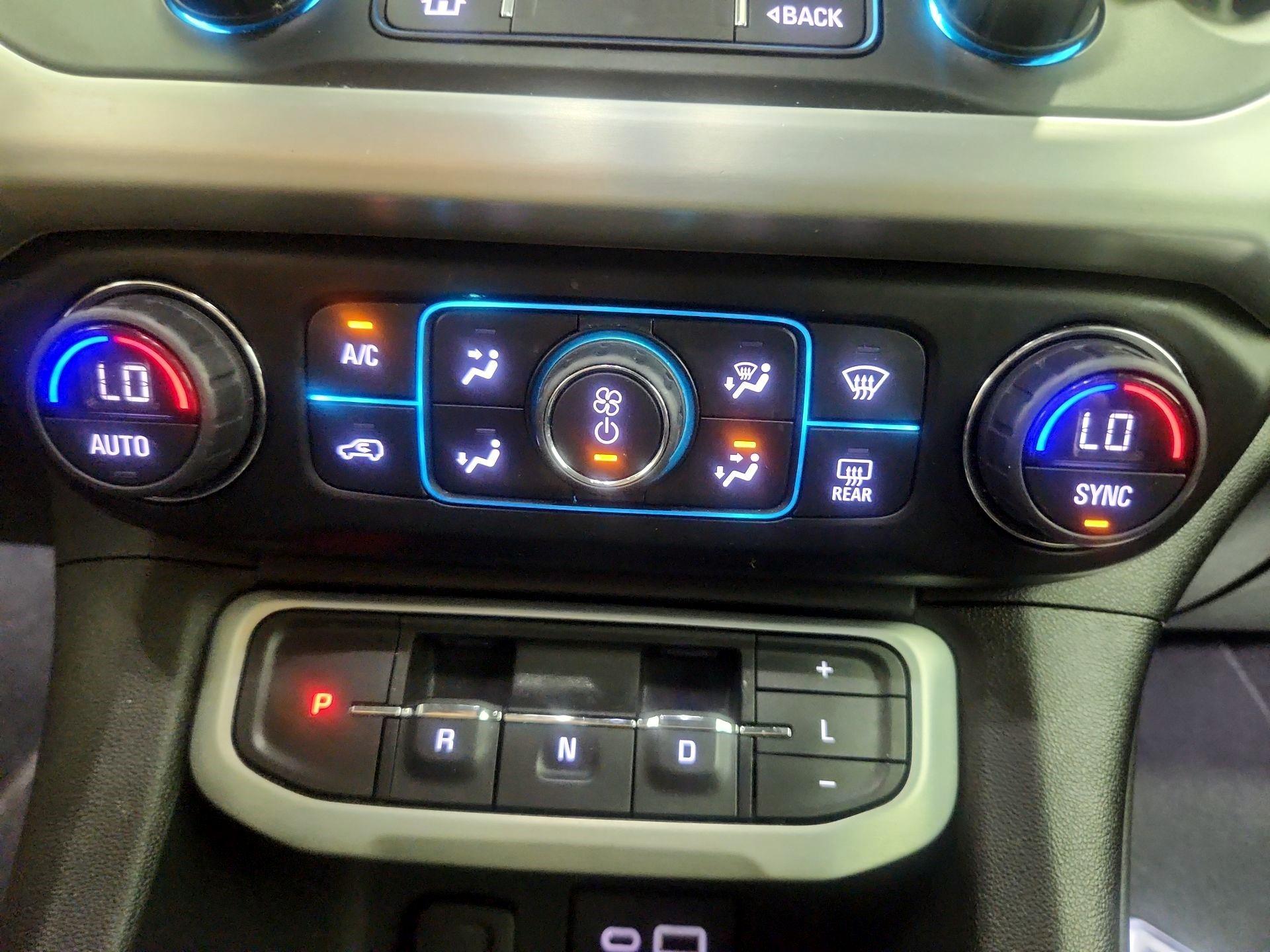 Thumbnail: 2022 GMC Acadia - 16
