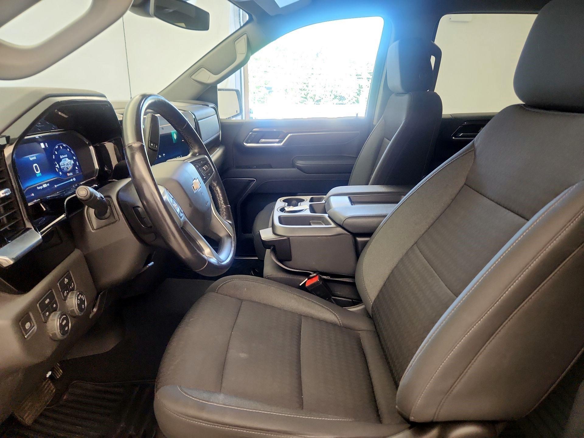 Thumbnail: 2022 Chevrolet Silverado 1500 - 11
