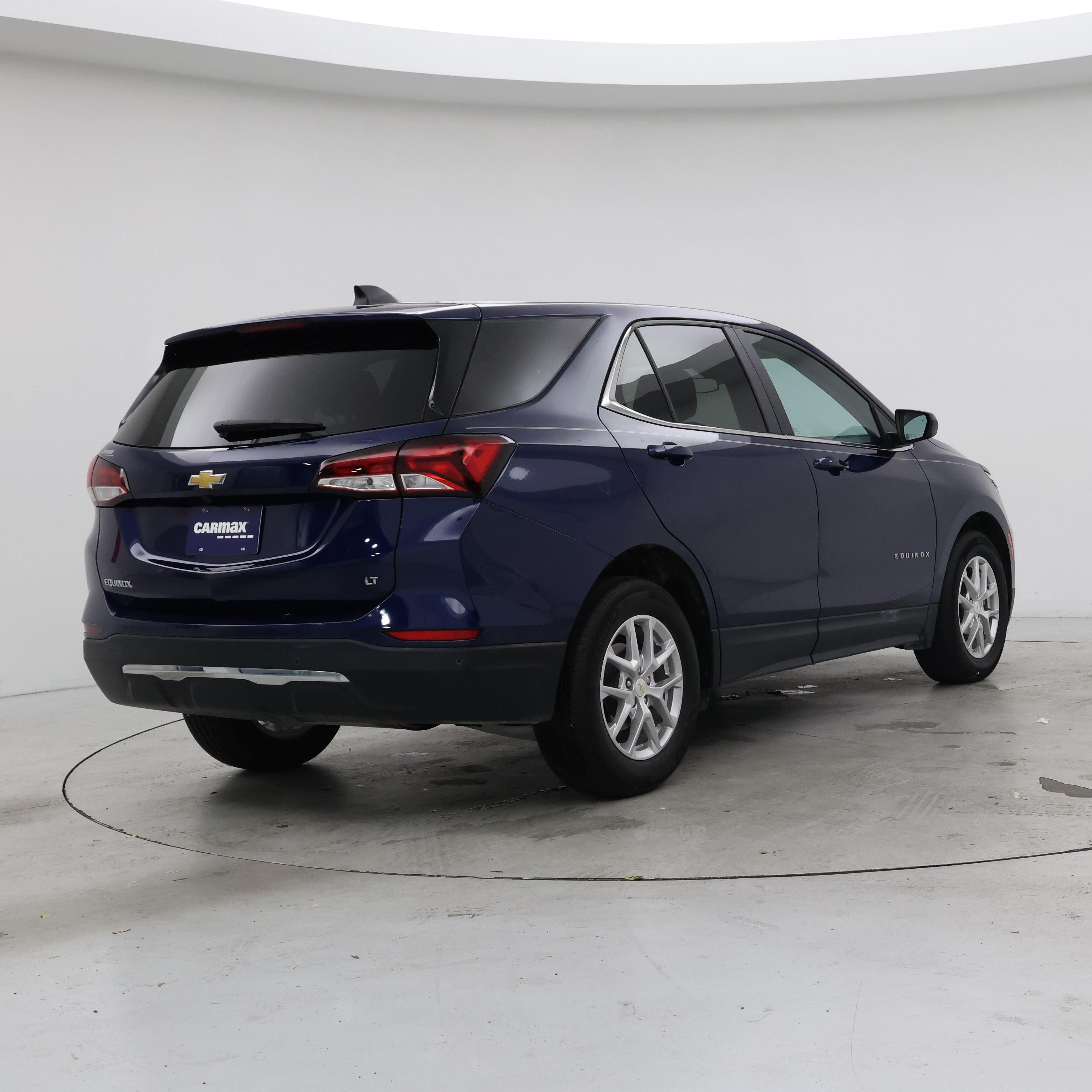 Thumbnail: 2022 Chevrolet Equinox - 8