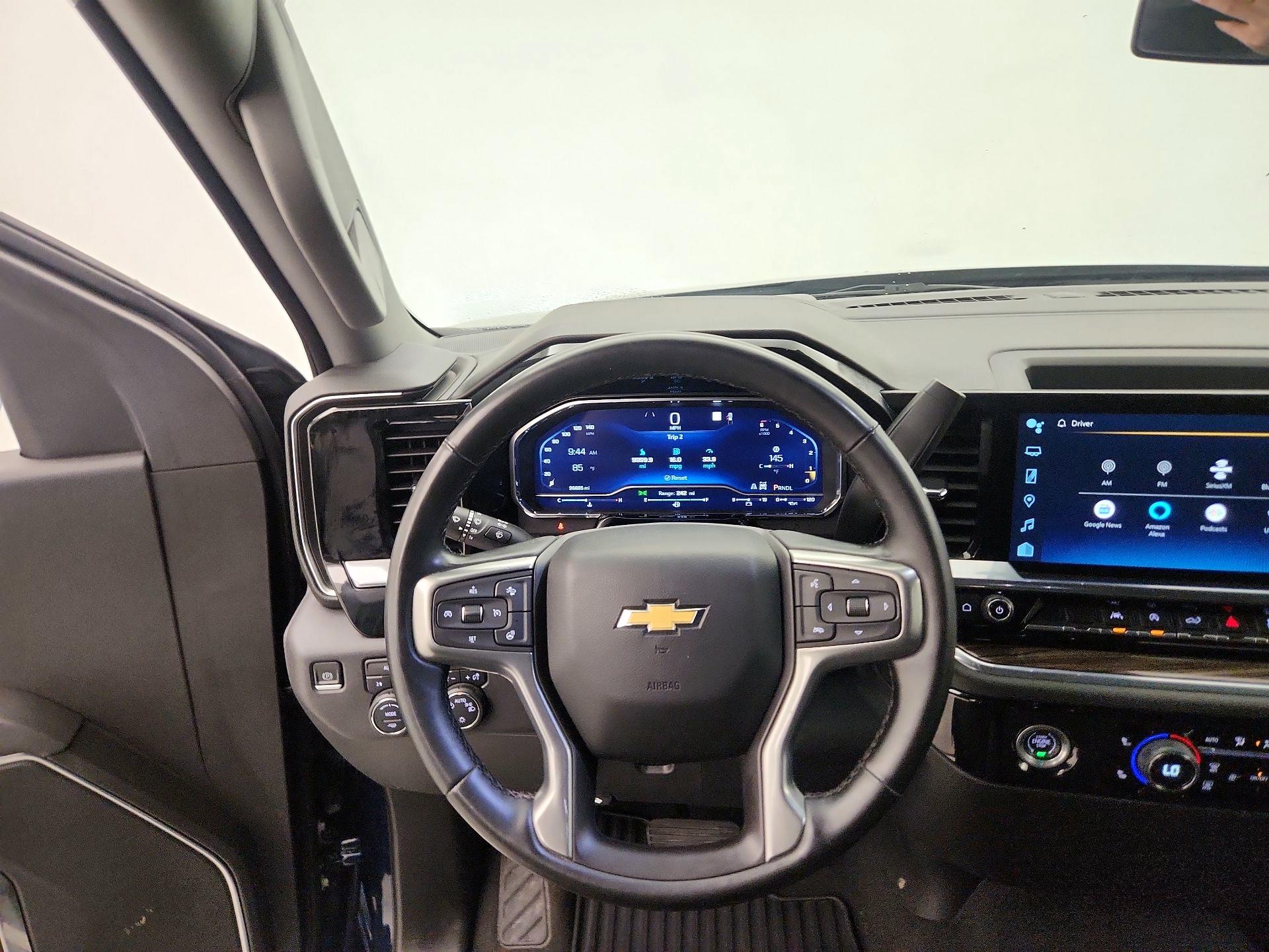 Thumbnail: 2023 Chevrolet Silverado 1500 - 10