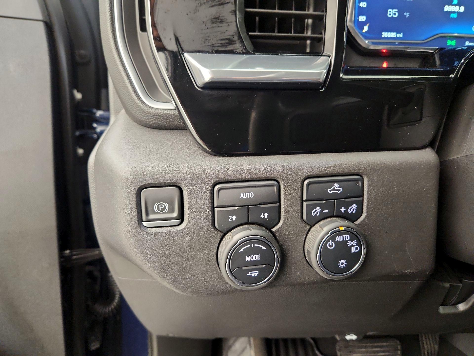 Thumbnail: 2023 Chevrolet Silverado 1500 - 13