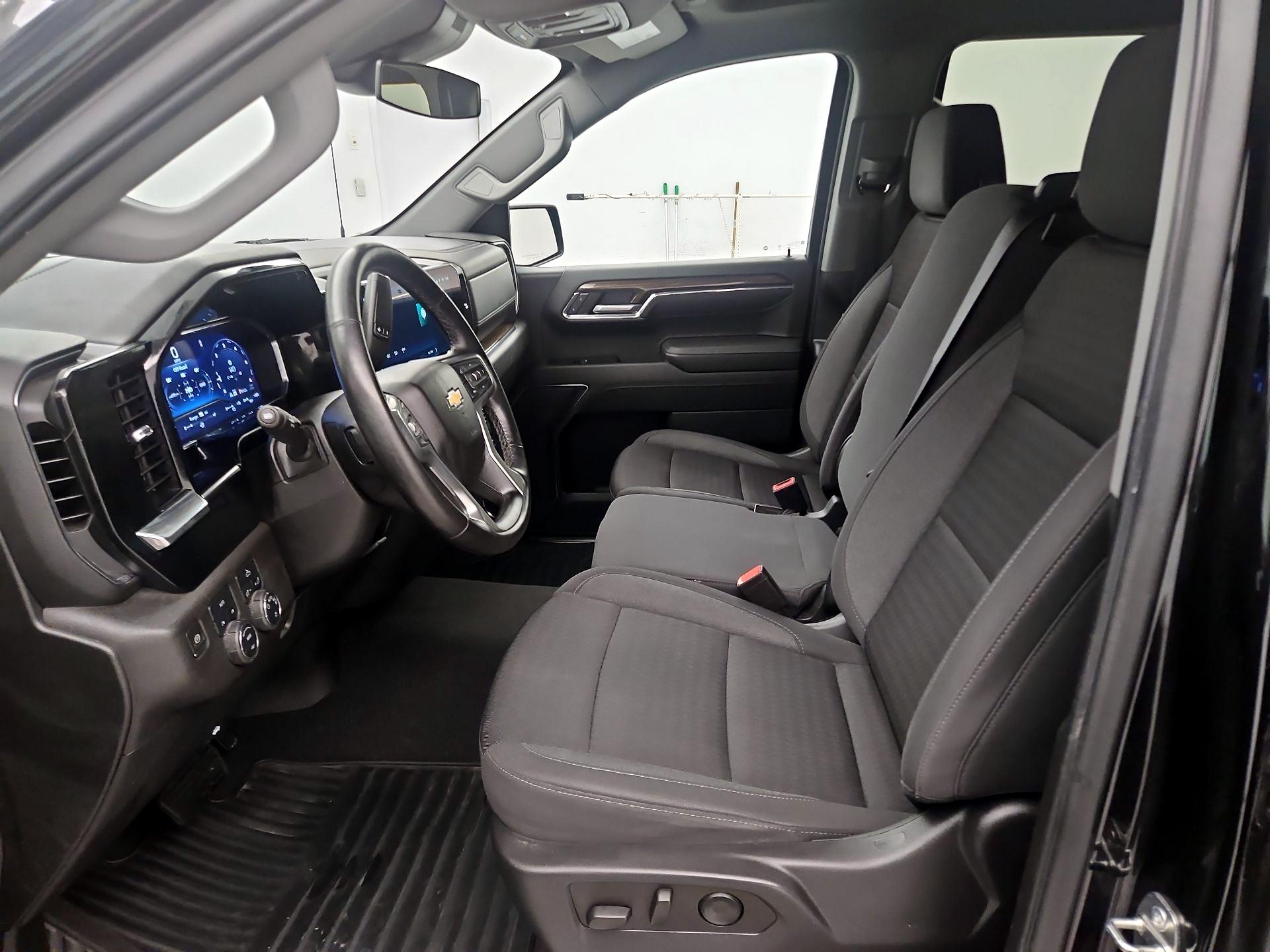 Thumbnail: 2023 Chevrolet Silverado 1500 - 11