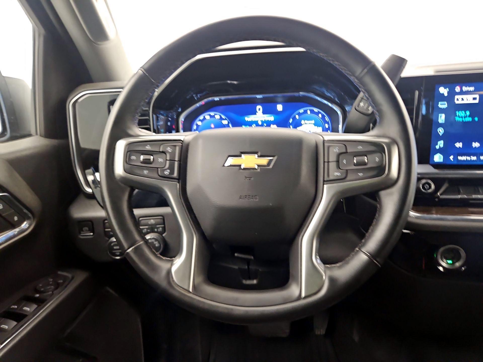 Thumbnail: 2023 Chevrolet Silverado 1500 - 10