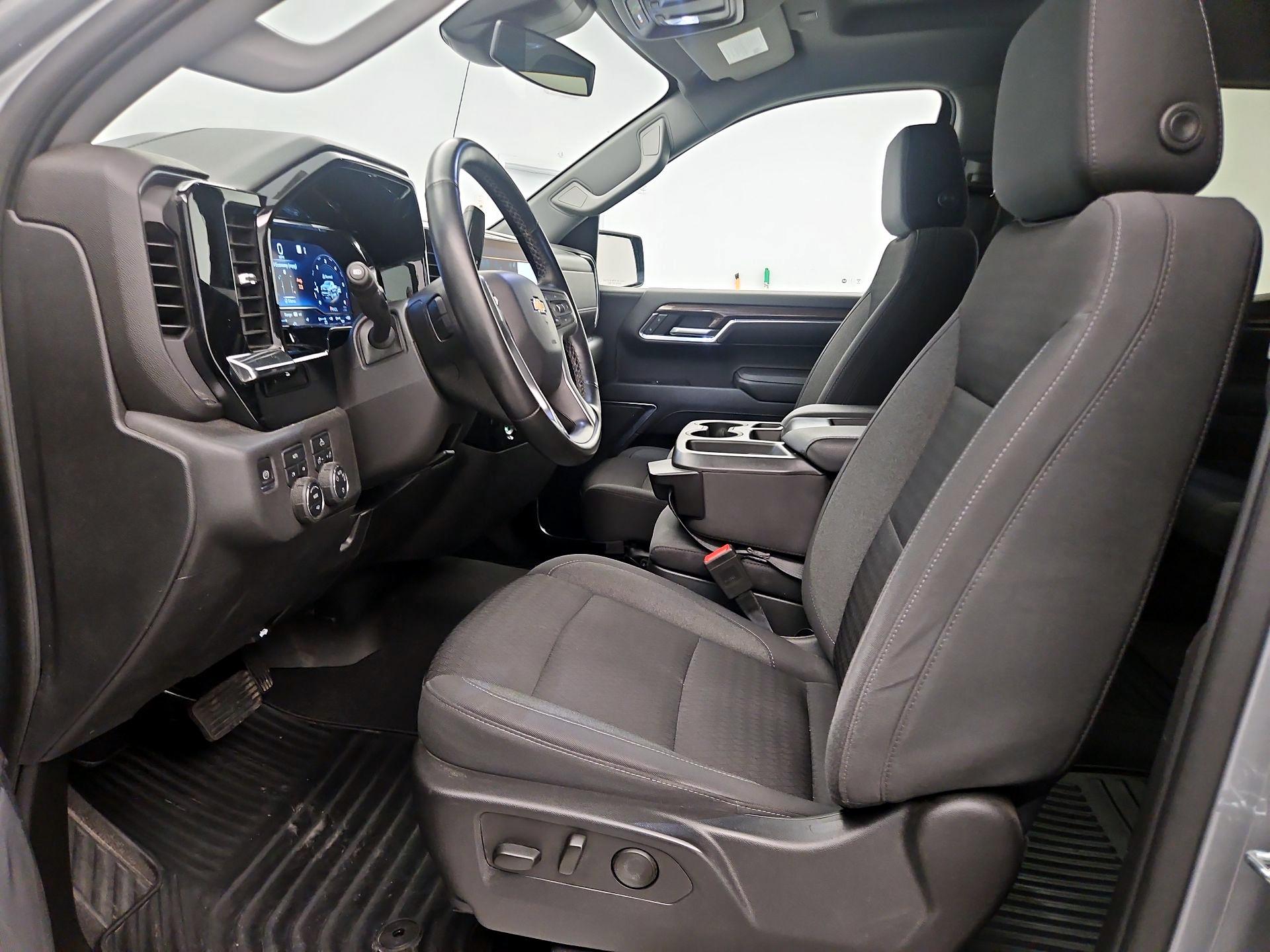 Thumbnail: 2023 Chevrolet Silverado 1500 - 11
