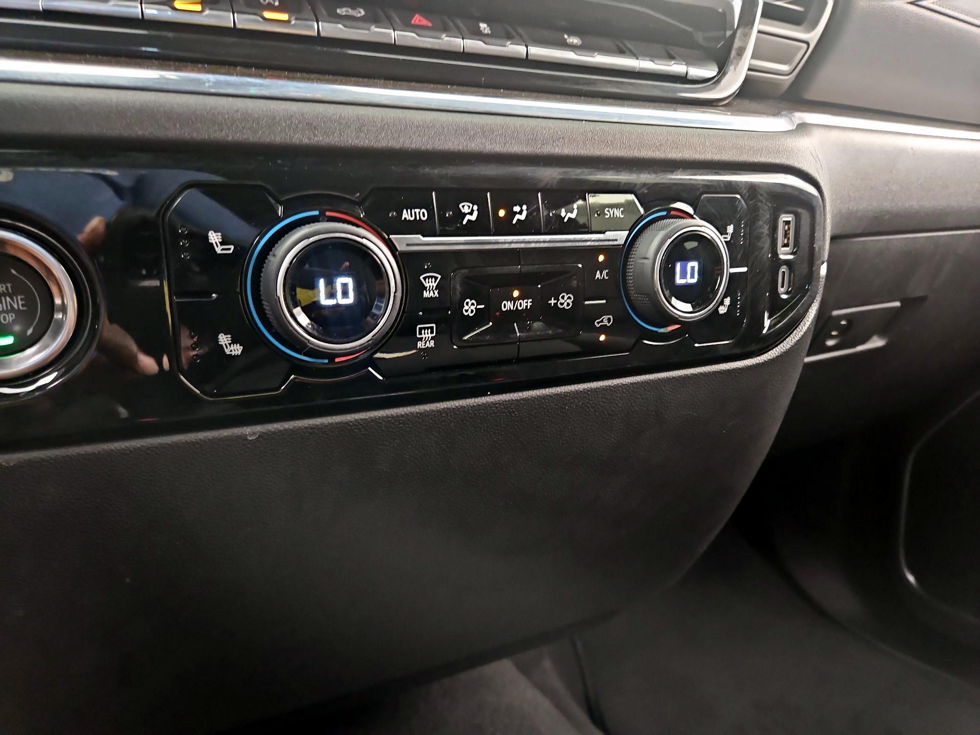 Thumbnail: 2023 Chevrolet Silverado 1500 - 16