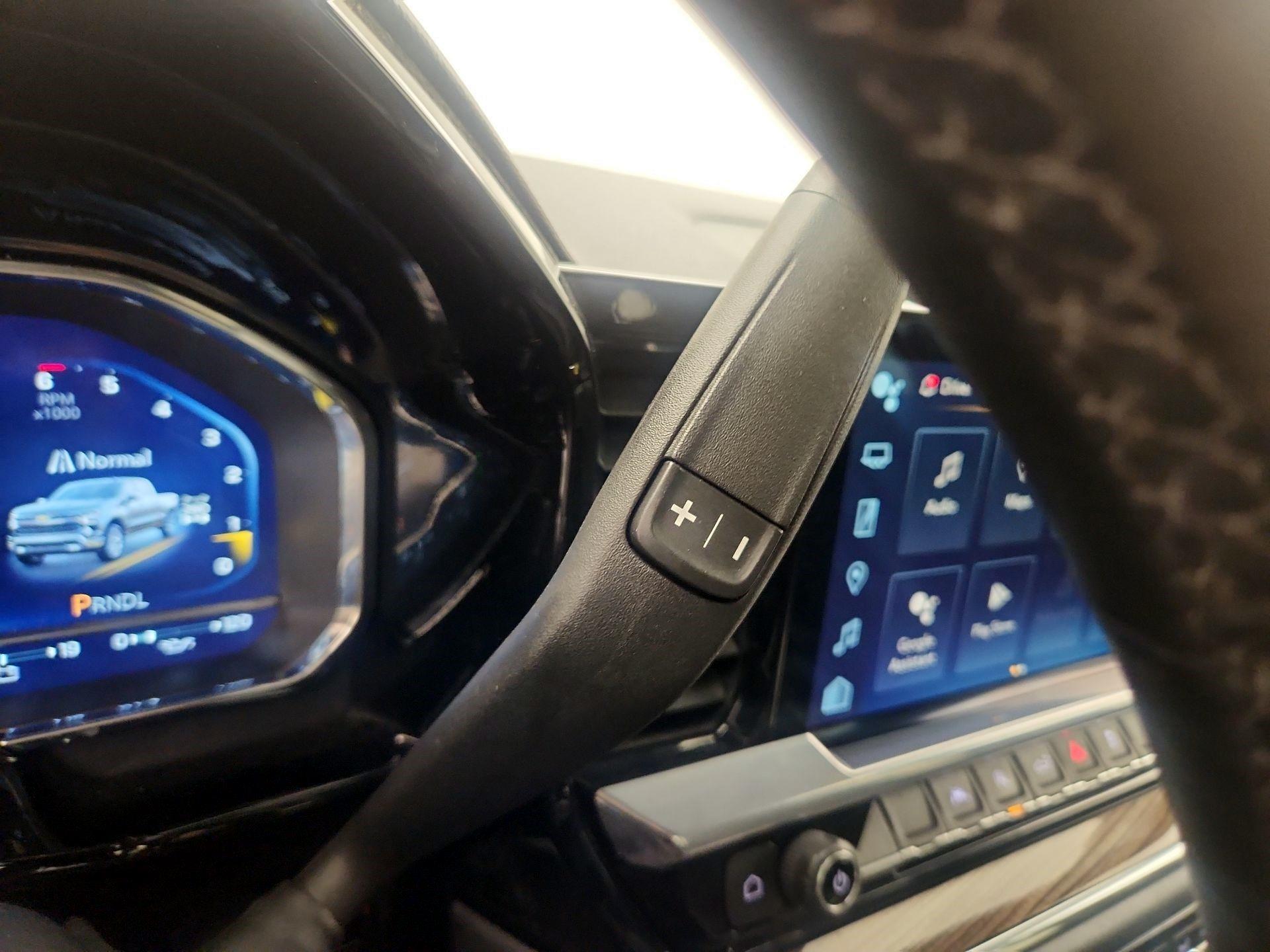 Thumbnail: 2023 Chevrolet Silverado 1500 - 18