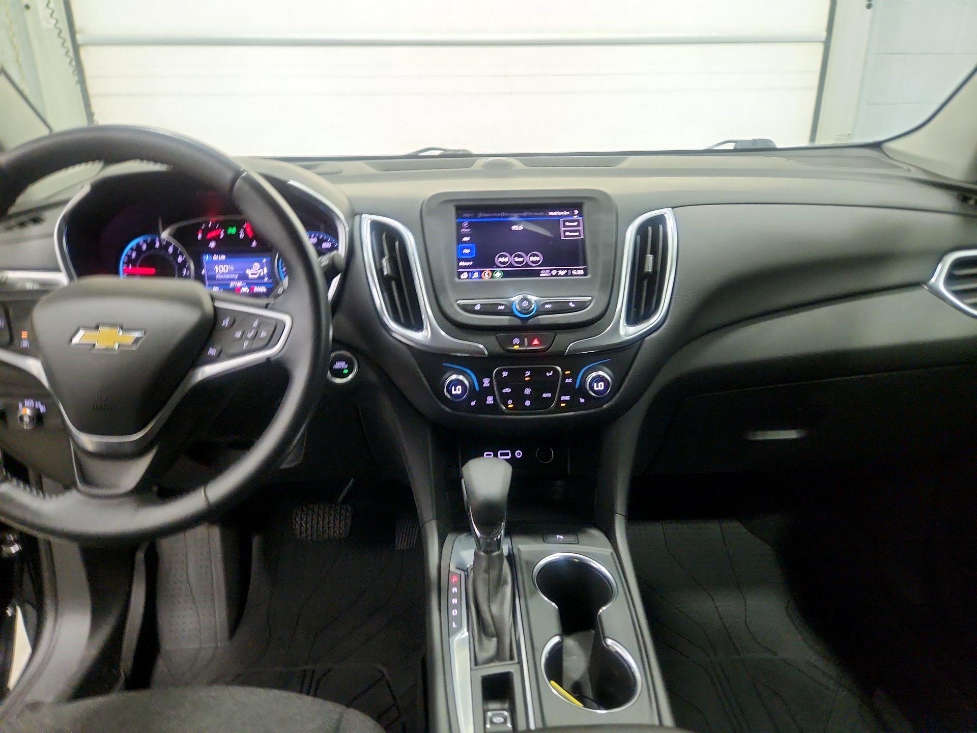 Thumbnail: 2022 Chevrolet Equinox - 9