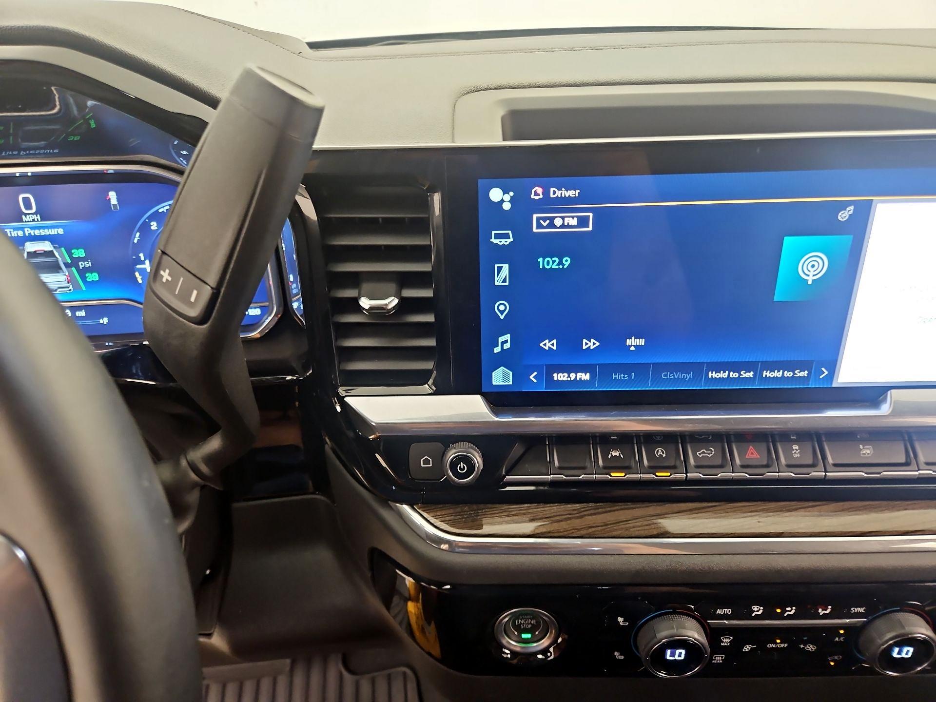 Thumbnail: 2023 Chevrolet Silverado 1500 - 17
