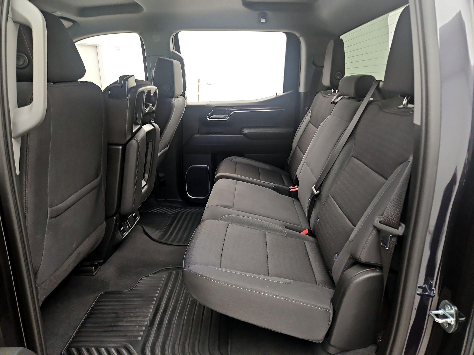 Thumbnail: 2023 Chevrolet Silverado 1500 - 19