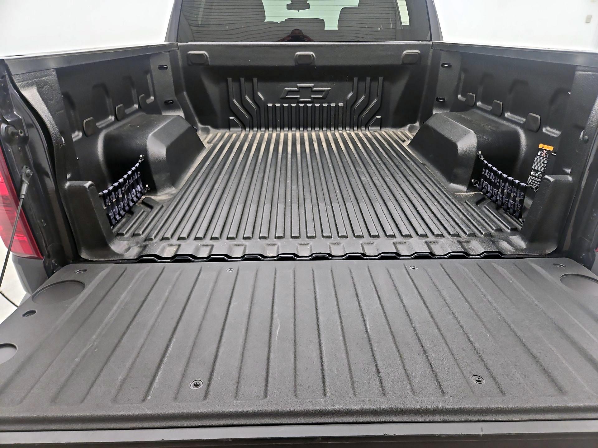 Thumbnail: 2023 Chevrolet Silverado 1500 - 20