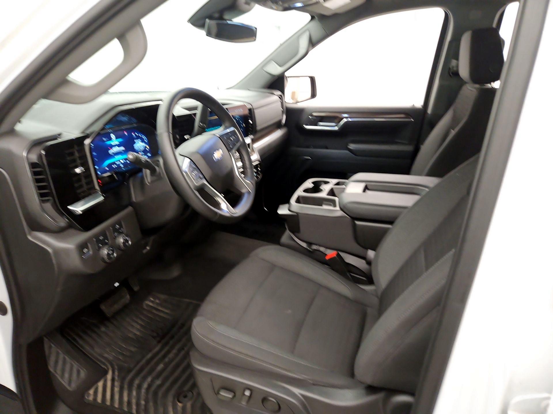 Thumbnail: 2023 Chevrolet Silverado 1500 - 11