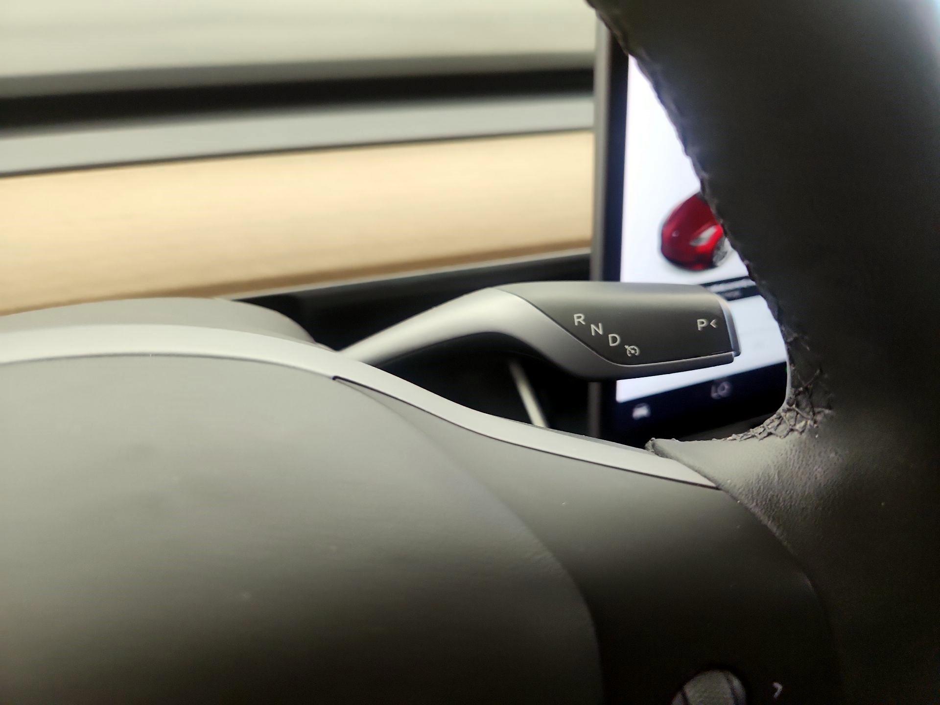 Thumbnail: 2020 Tesla Model 3 - 15