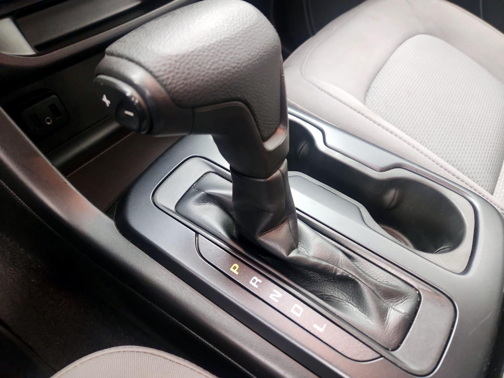 Thumbnail: 2021 Chevrolet Colorado - 17