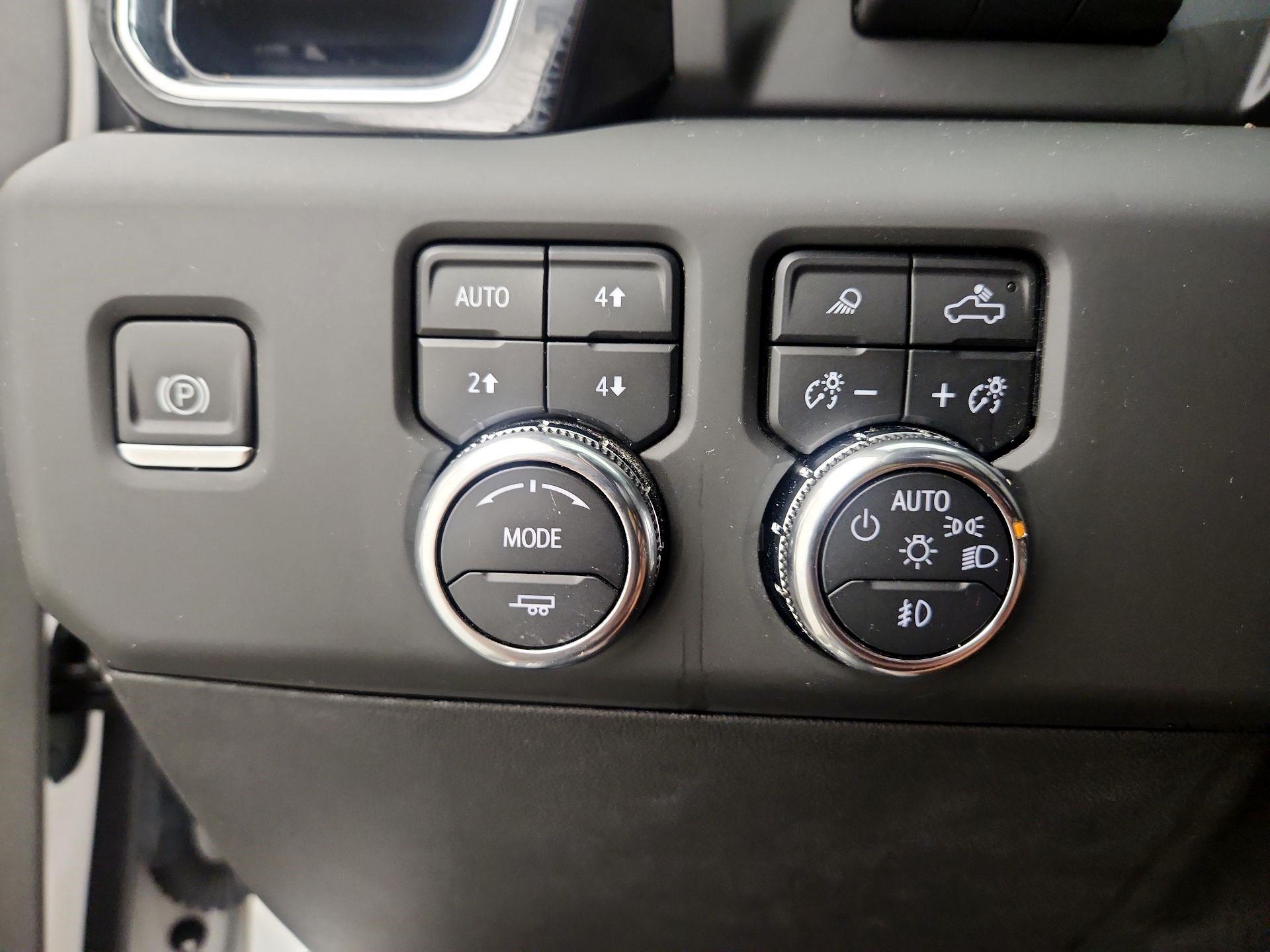 Thumbnail: 2024 GMC Sierra 1500 - 13