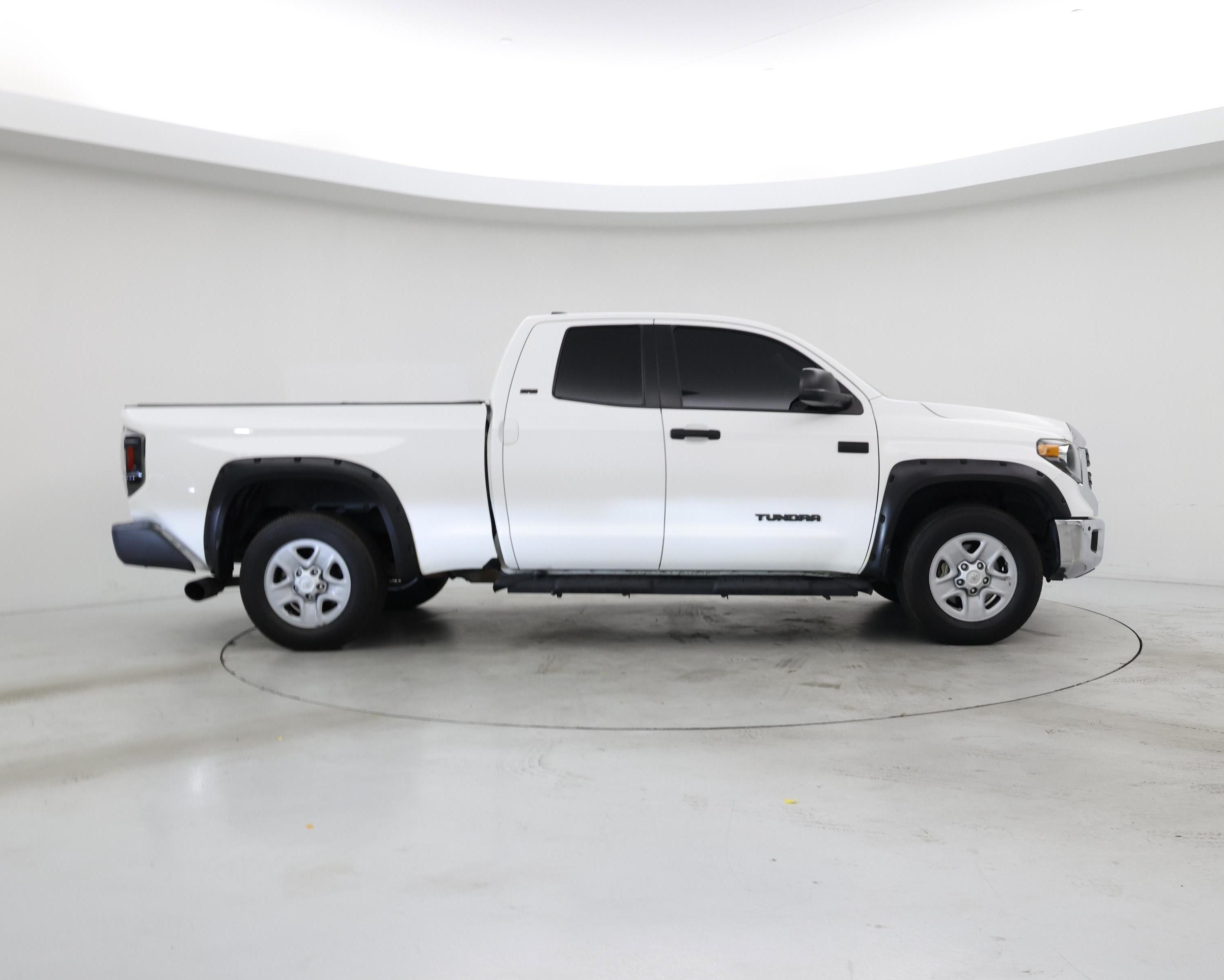 Thumbnail: 2021 Toyota Tundra - 7