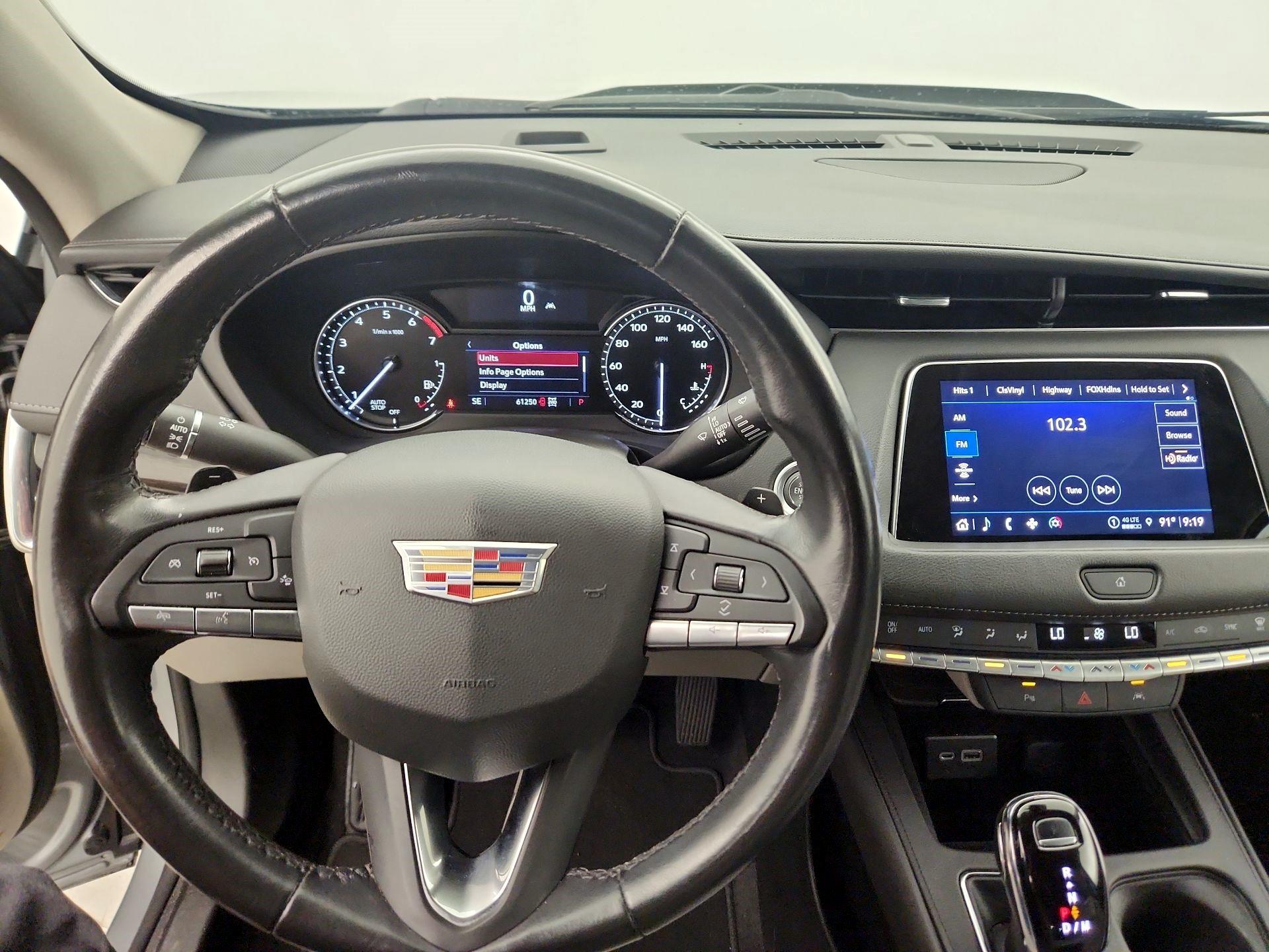 Thumbnail: 2023 Cadillac XT4 - 9