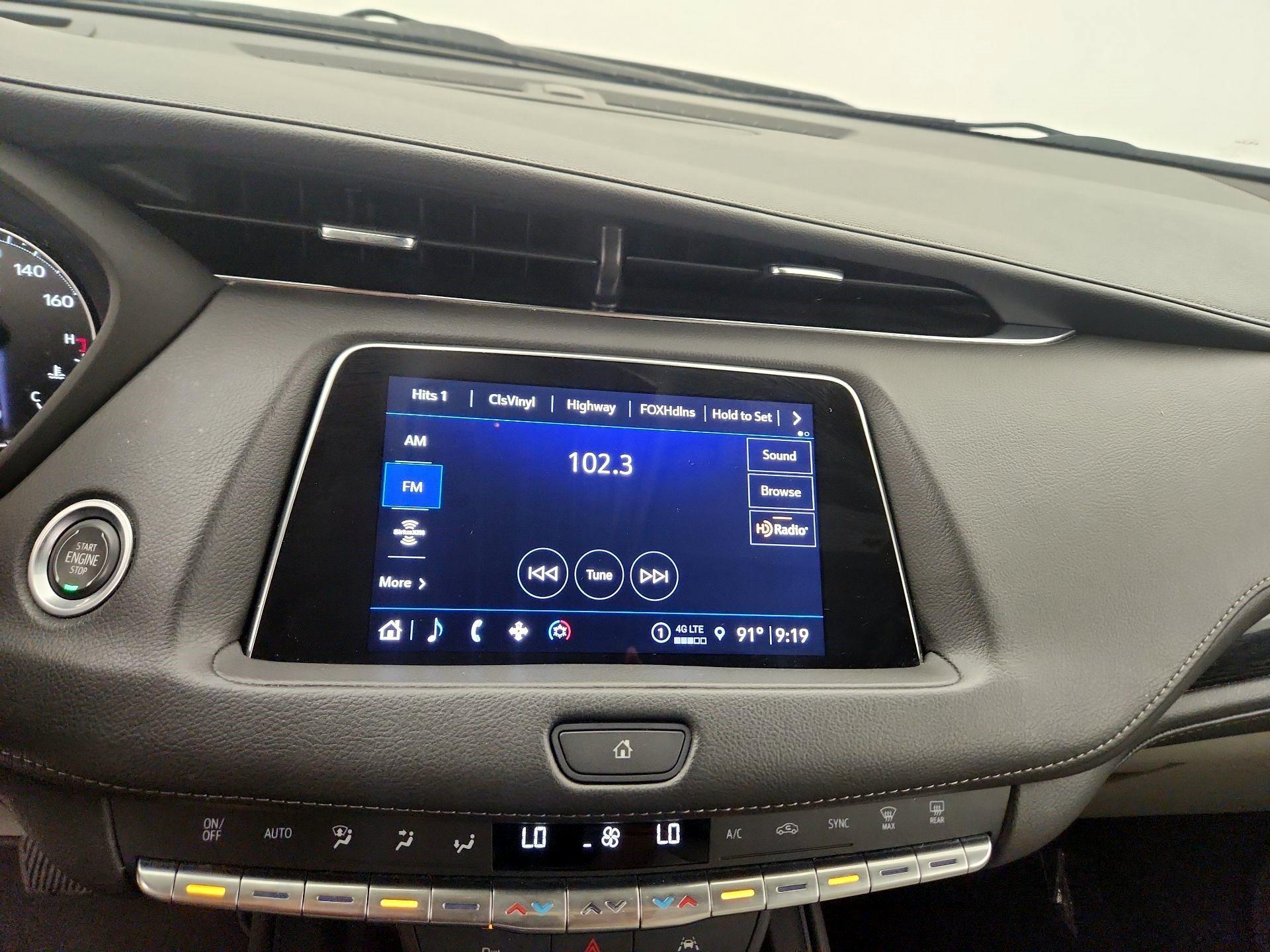 Thumbnail: 2023 Cadillac XT4 - 15
